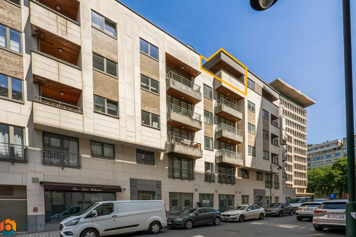 Ruim duplex appartement met 2 slpkrs op een toplocatie in Elsene foto {{pictureIndex}}