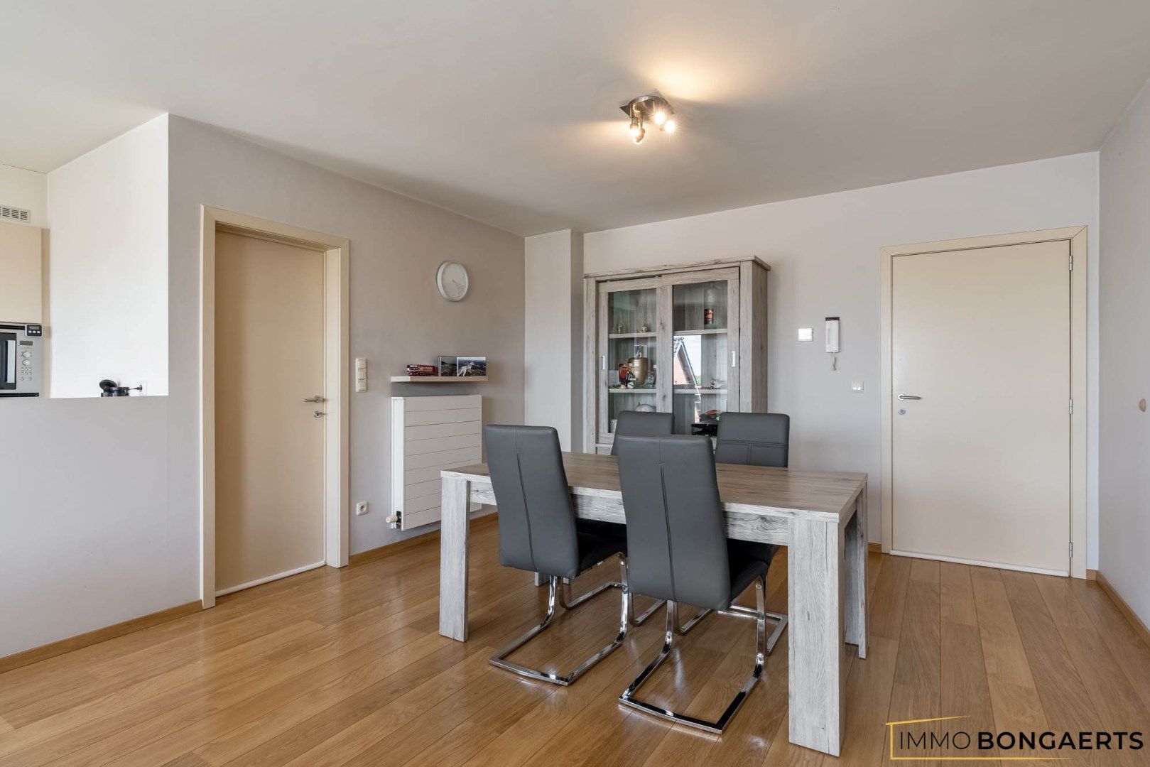Appartement met twee slaapkamers foto 7