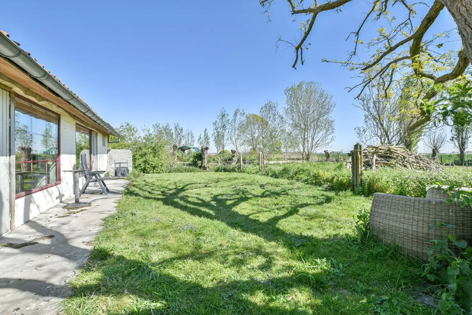 Authentieke hoeve met bouwland & stallen op unieke landelijke ligging tussen De Haan en Nieuwmunster foto 16