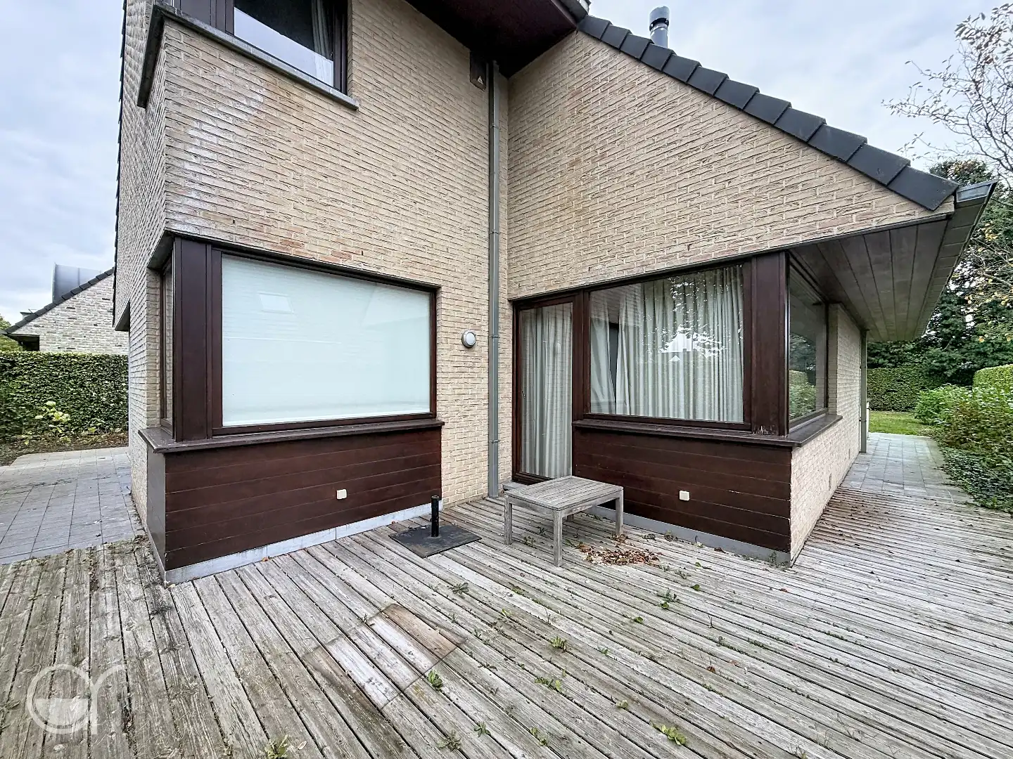 Ruime alleenstaande woning met 4 slaapkamers, 2 badkamers, dressing en mooie tuin in Merelbeke foto 8