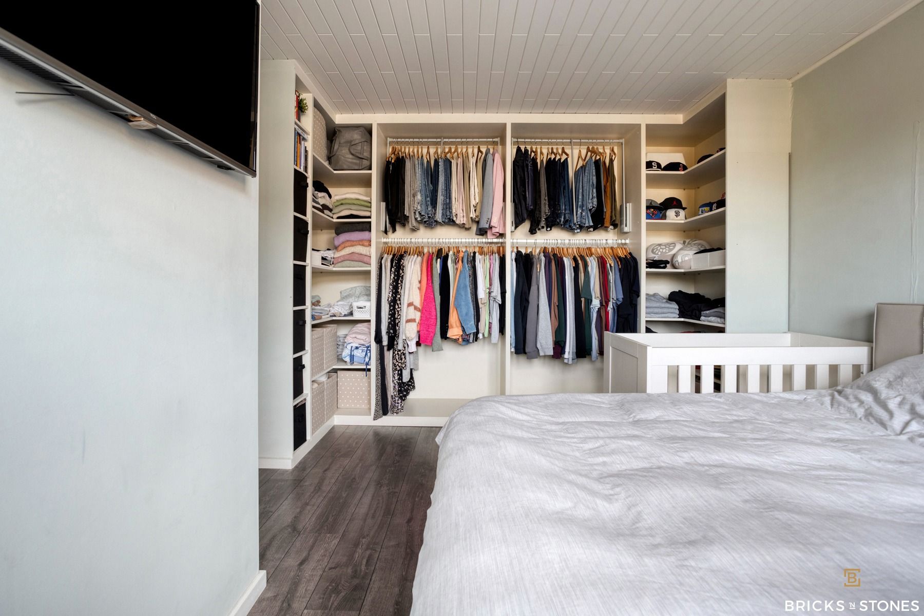 Knappe bel-etage woning met tuin foto 18