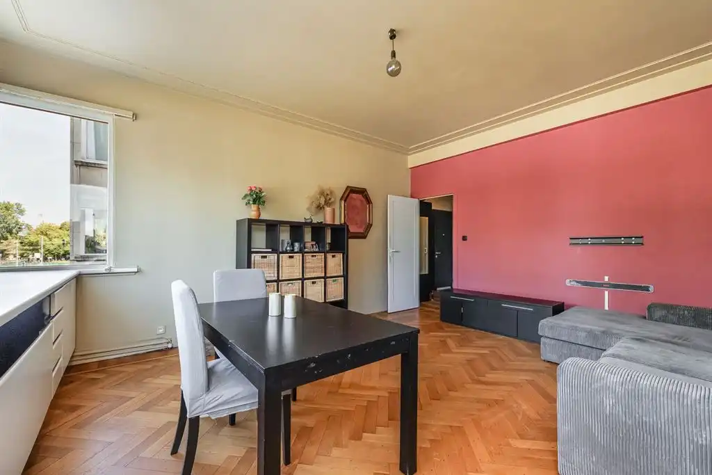  Appartement in een karaktervol art-decogebouw foto 2
