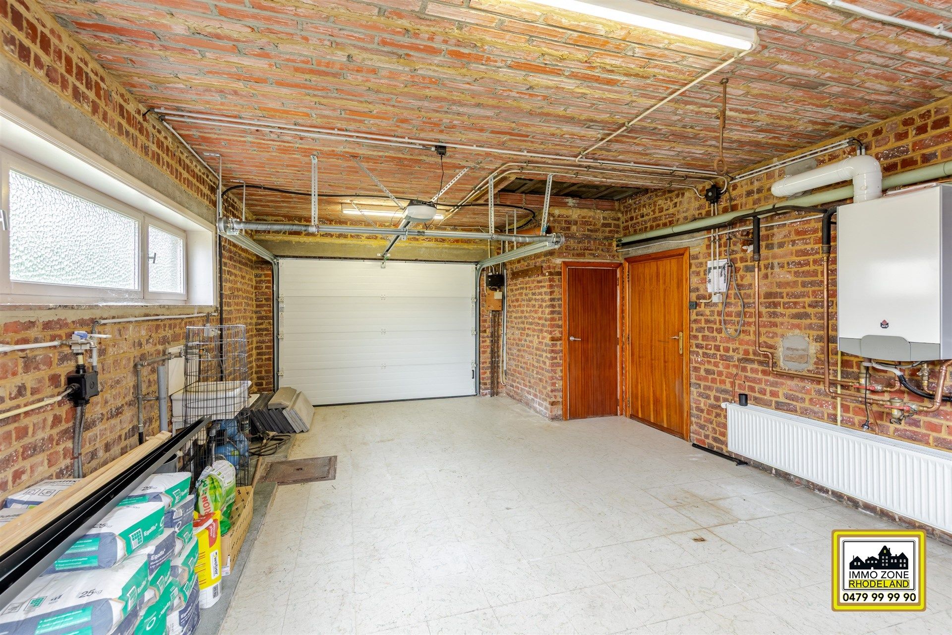 Charmante halfopen woning met ruime tuin foto 9