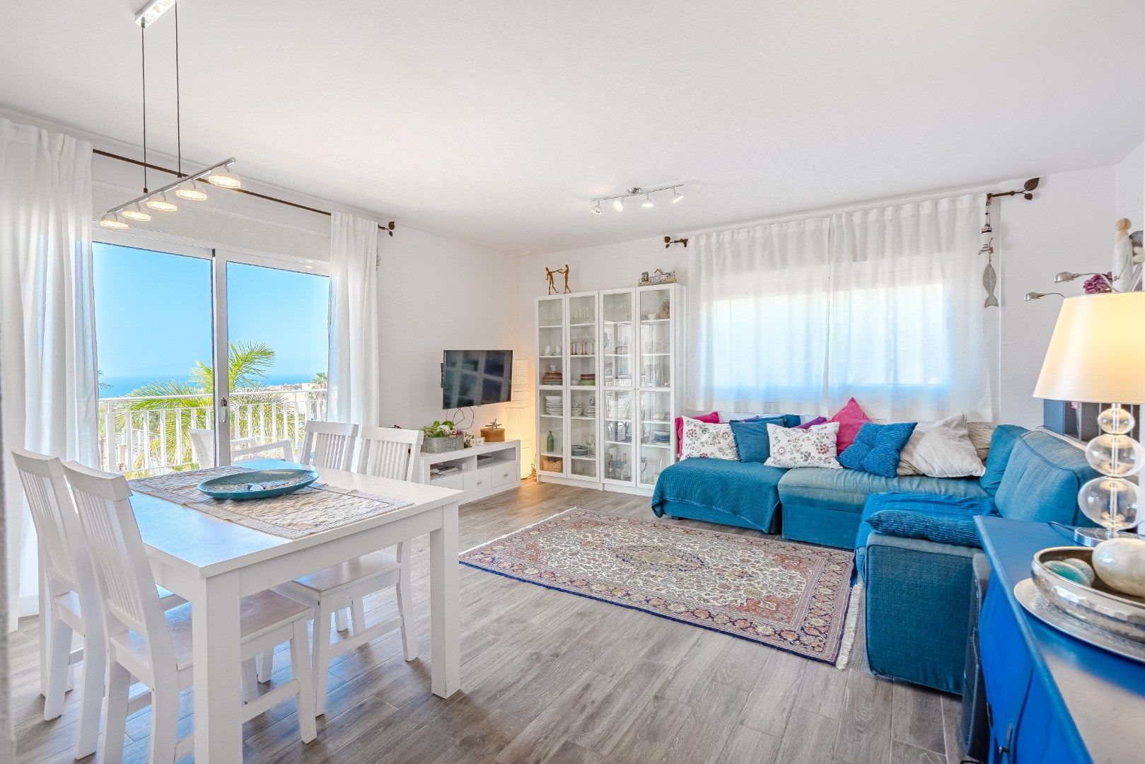 Ruim appartement met zeezicht foto 4