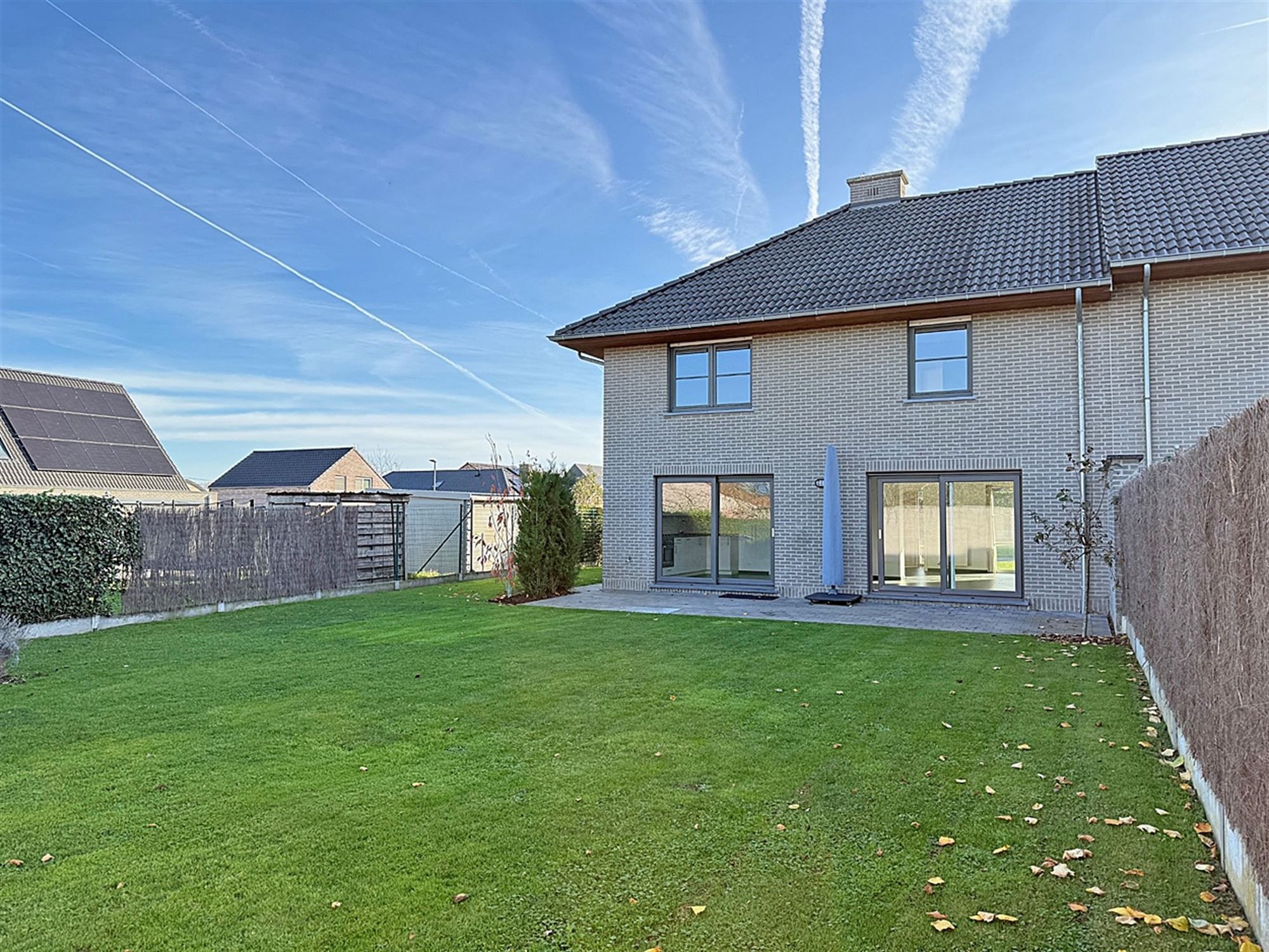 Instapklare HALFOPEN BEBOUWING met 3 slaapkamers, garage & tuin/terras  foto 14