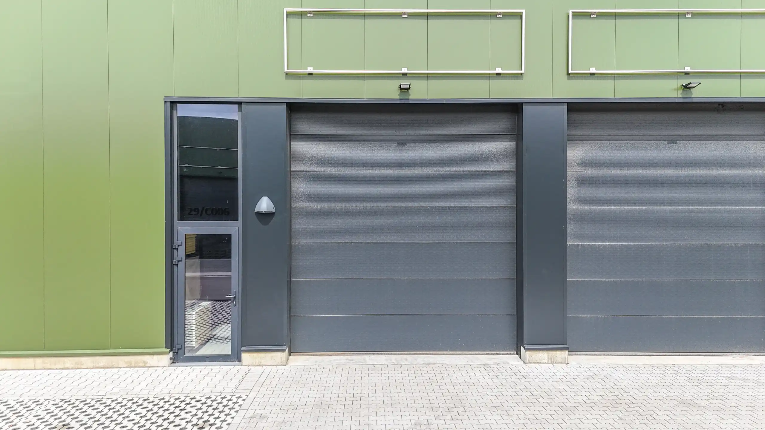 Nieuwbouw KMO-unit van 216 m² op topligging in Beringen! foto 12