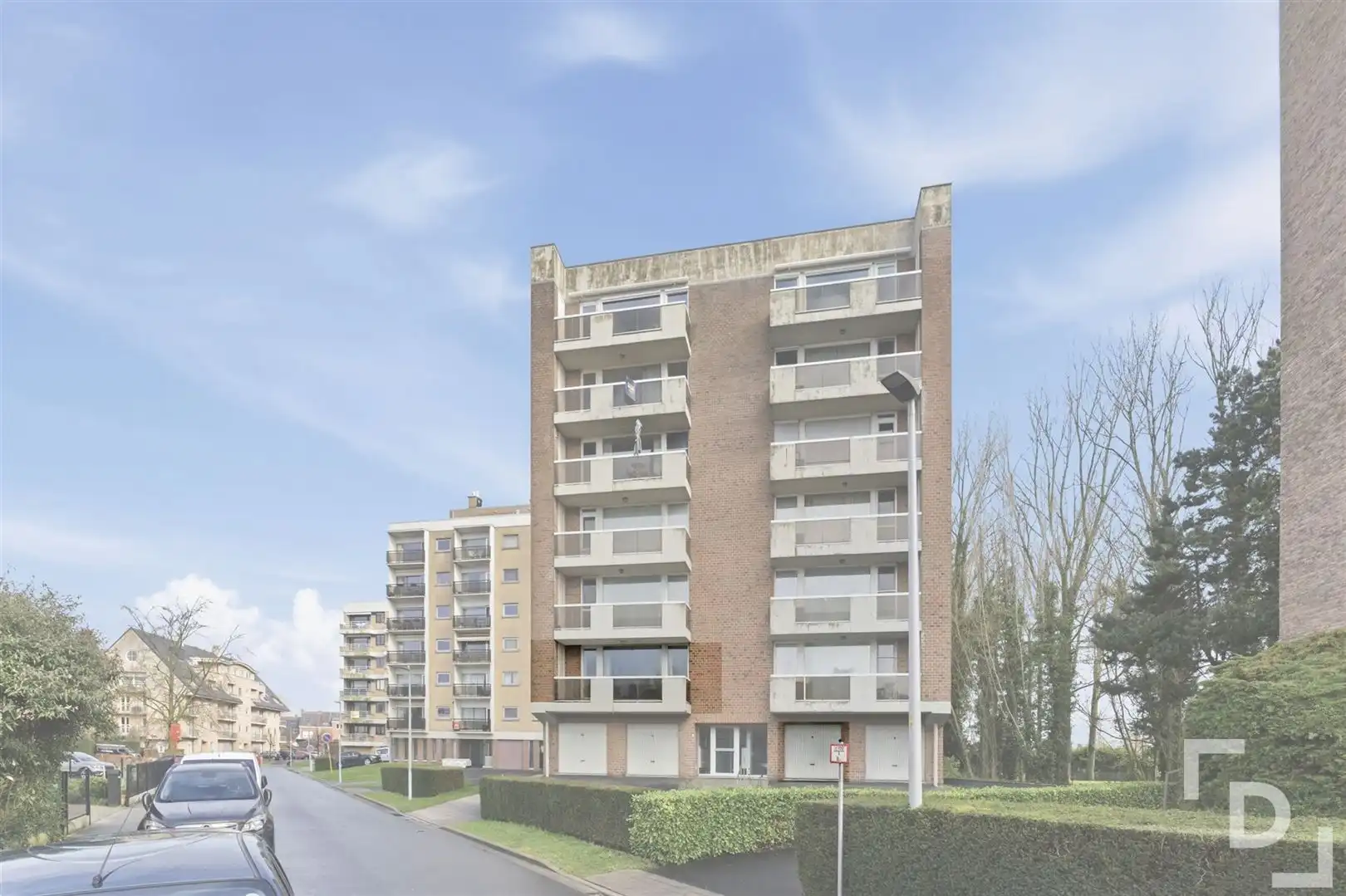 Ruim appartement met 3 slaapkamers en garage te koop in de groene omgeving van Ieper. foto 22