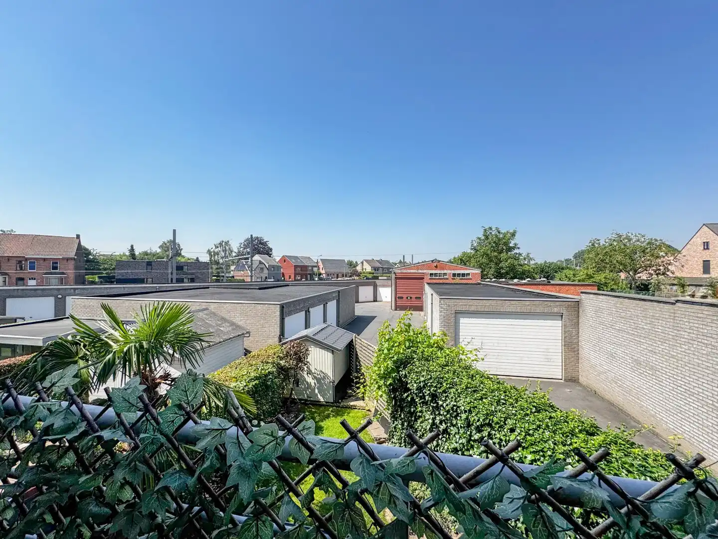 Lichtrijk appartement met garagebox aan het station van Aalter foto 7