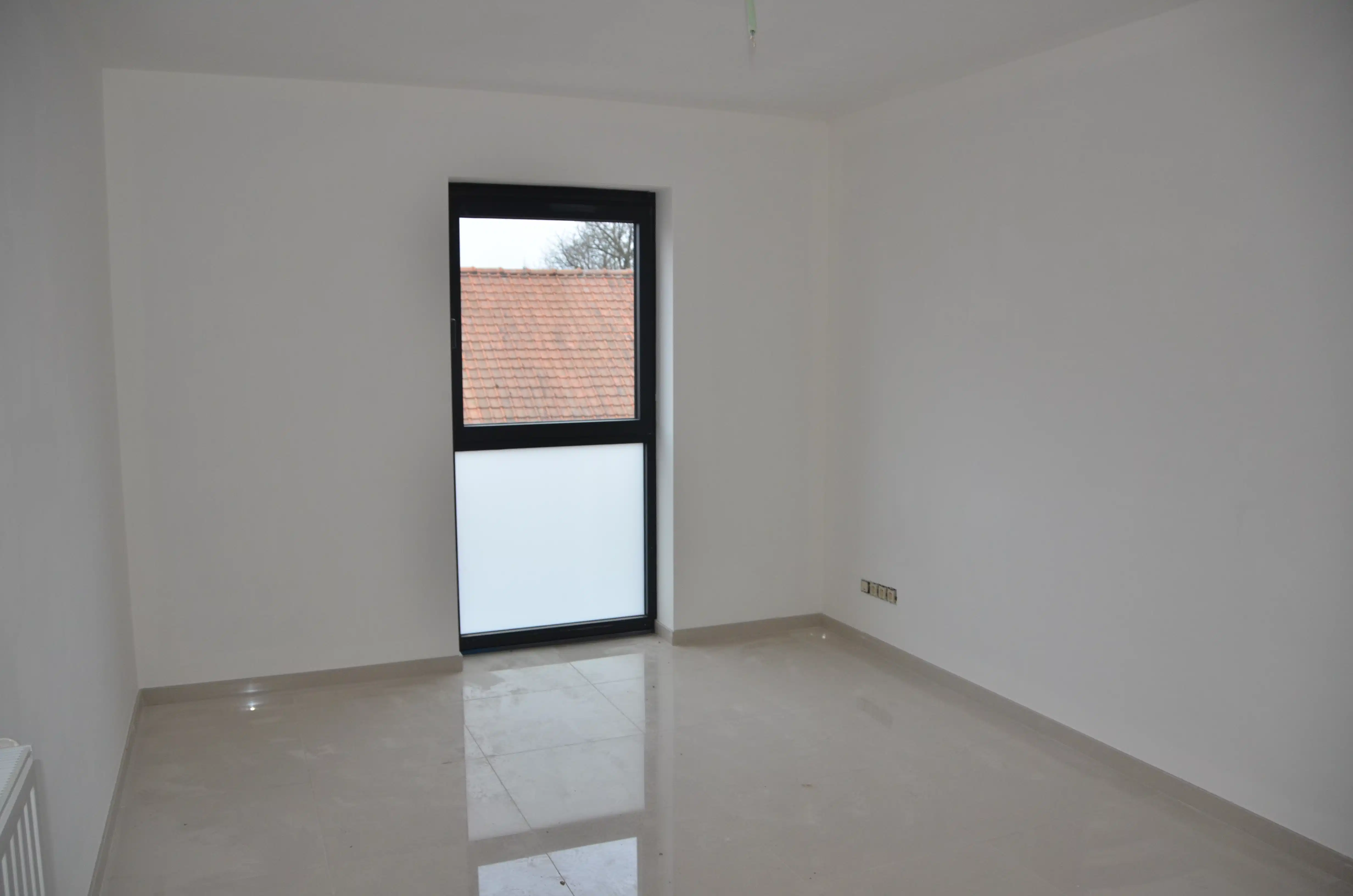 Recente woning met 3 slaapkamers te Duras met tuin en terras. foto 6