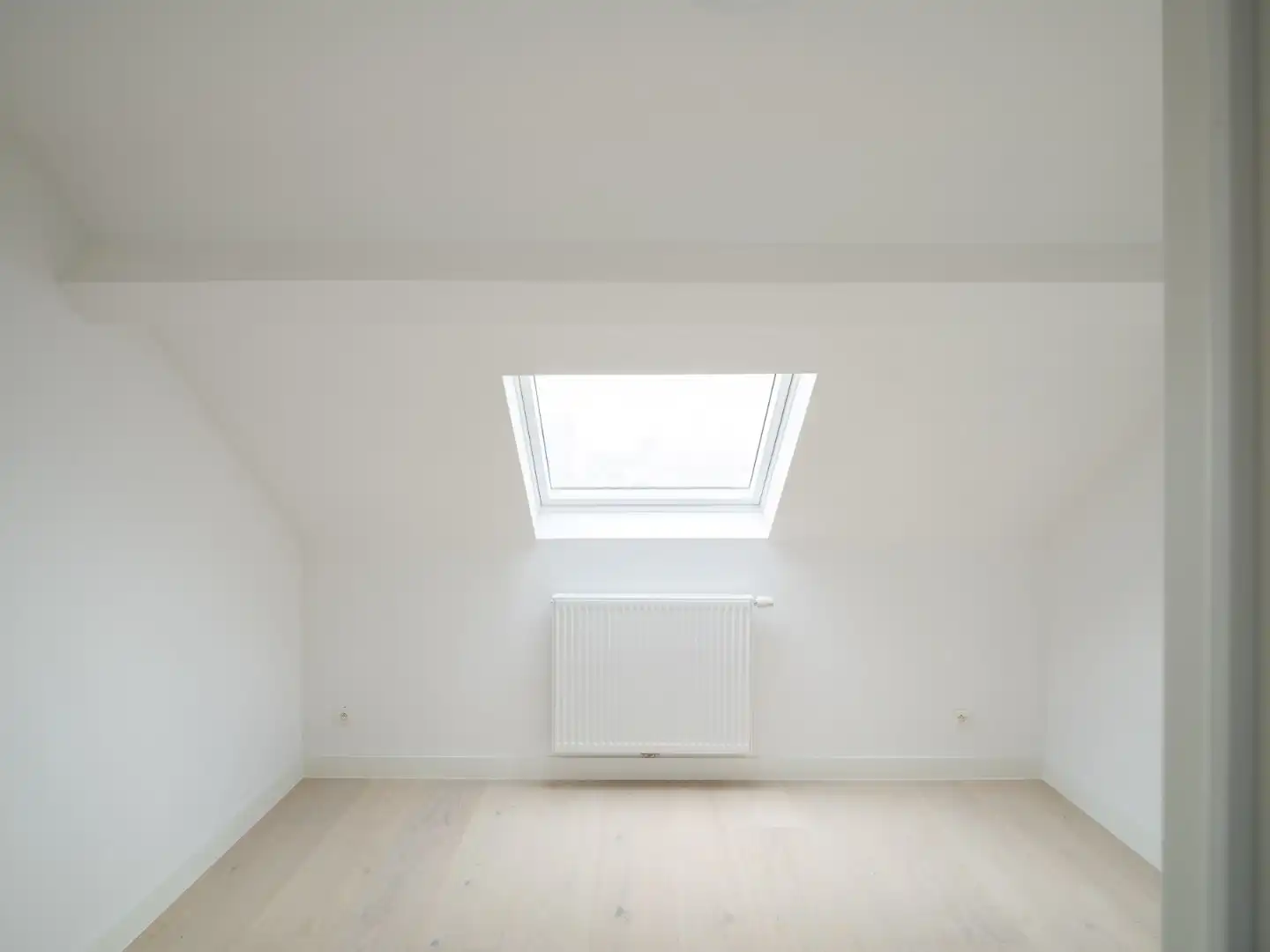 Gerenoveerd duplexappartement met twee slaapkamers in Gent foto 10