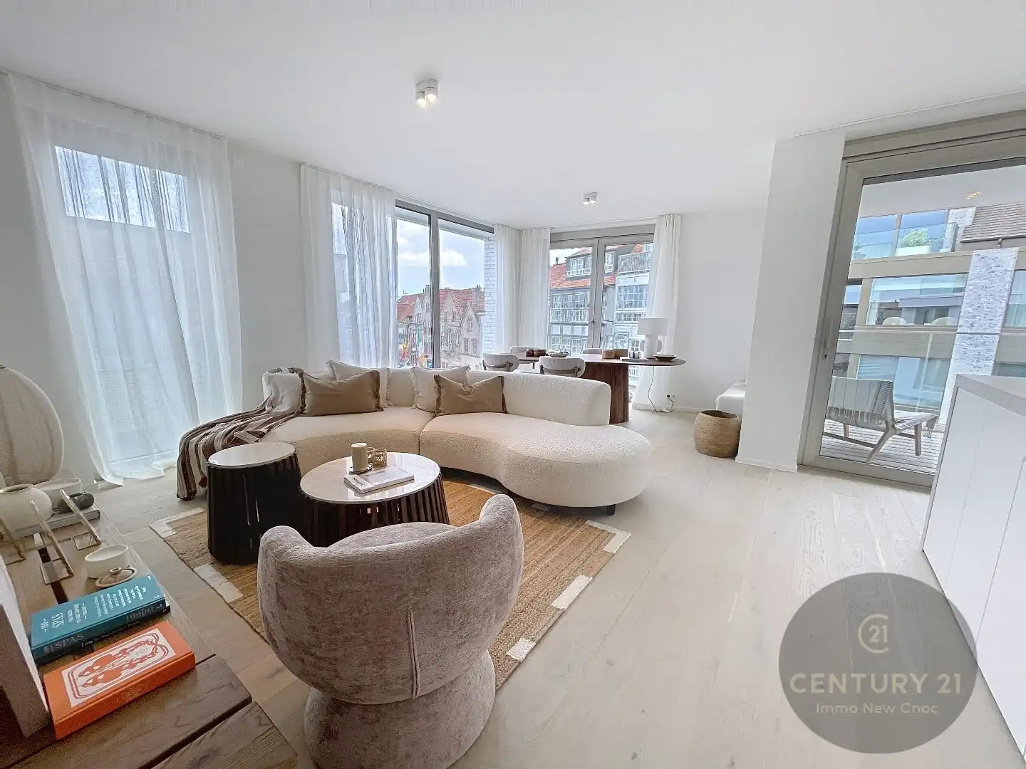 Luxe nieuwbouwproject Knokke met 10 wonongelegenheden waaronder  9 appartementen, 1 woning, 11 garageplaatsen en handelpand foto 3