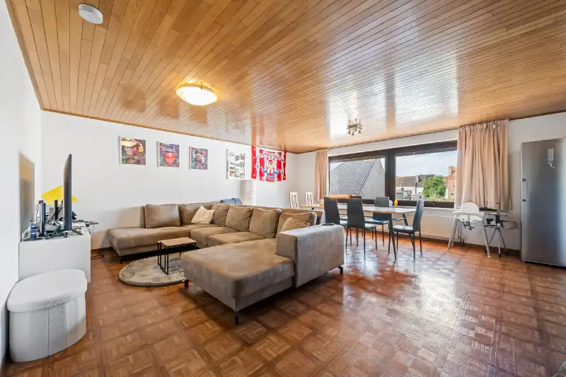 Ruim 2 slpk app. kortbij het Maria Hendrikapark en het AZ Damiaan ziekenhuis foto 2