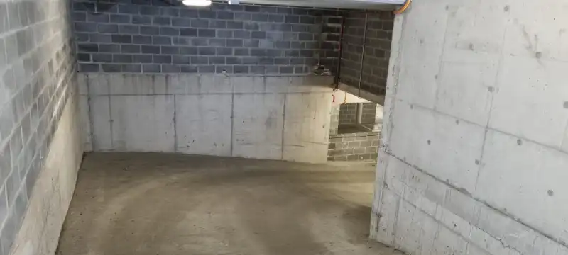 ondergrondse parkeerplaats foto 5