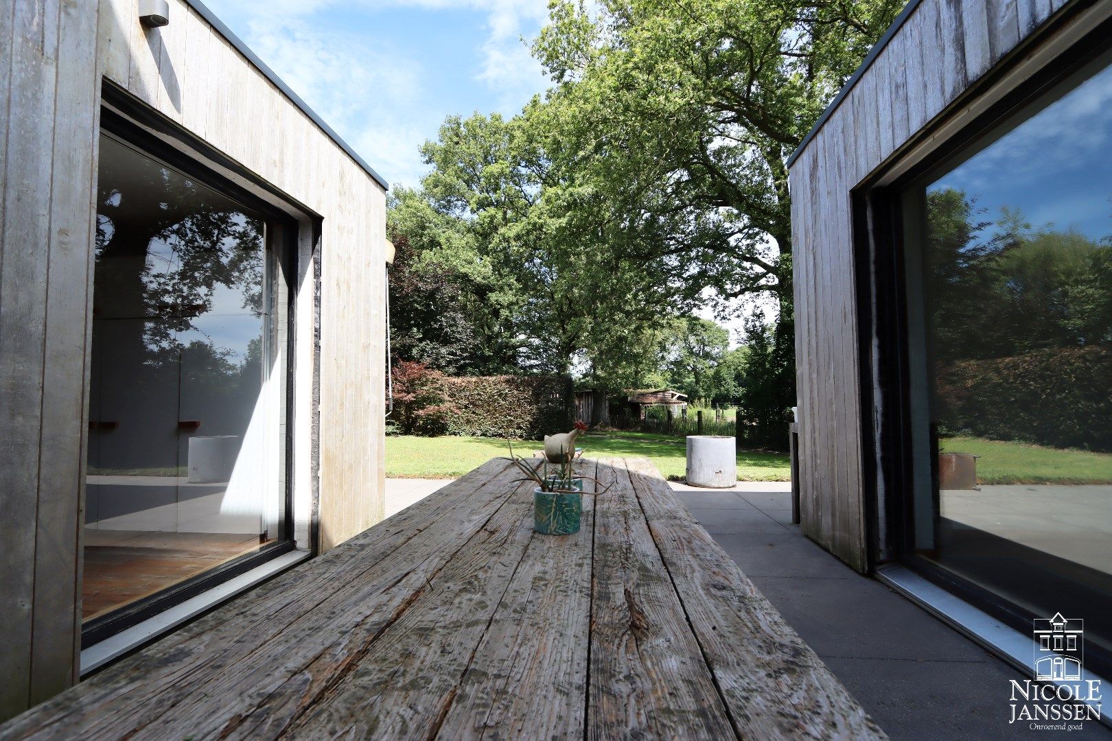 Moderne gezinswoning met mooi terras en vrij uitzicht aan voor- en achterzijde foto 28