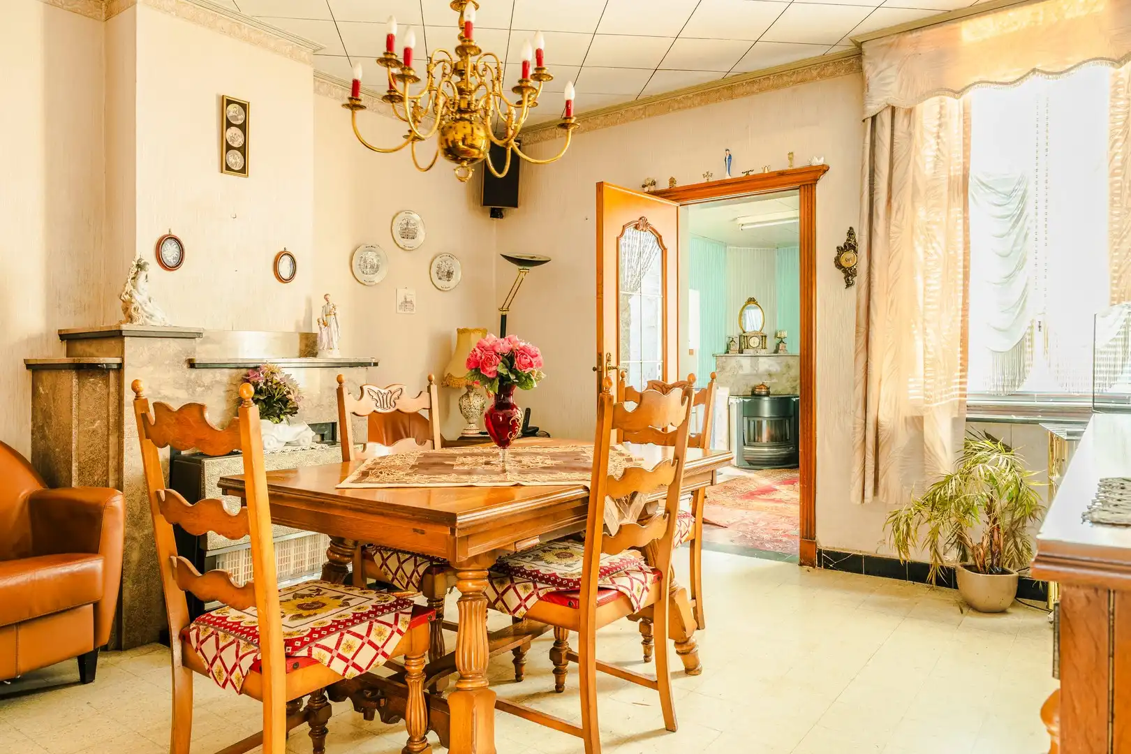 Te renoveren woning met tuin foto 6