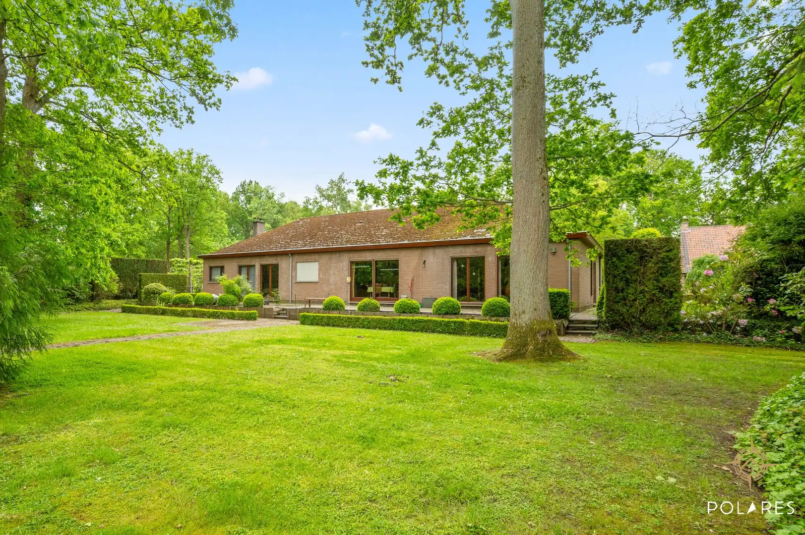 Tijdloze villa vol charme, pure rust op een uitzonderlijk perceel. foto 23