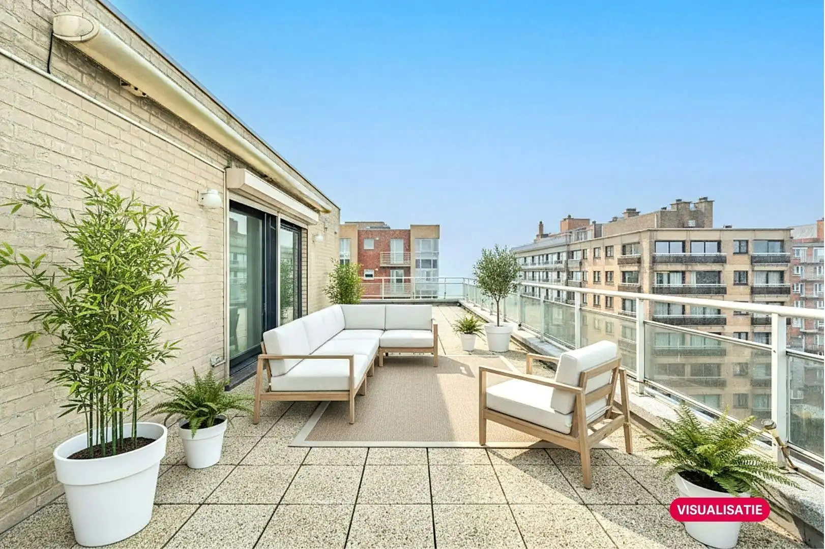 Ruim penthouse appartement met groot terras op toplocatie! foto 2