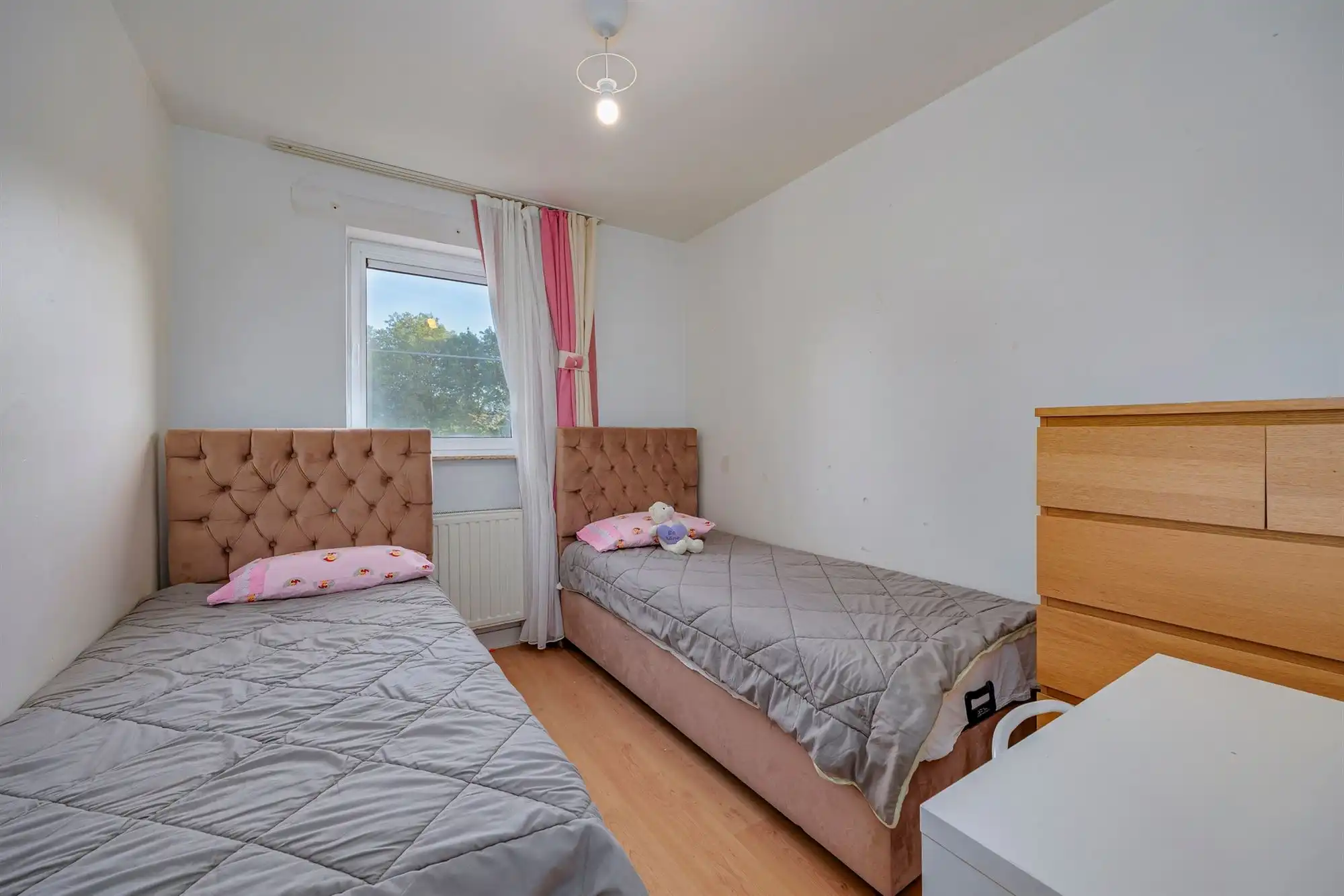 Ruim3-slpk appartement met terras en P foto 13