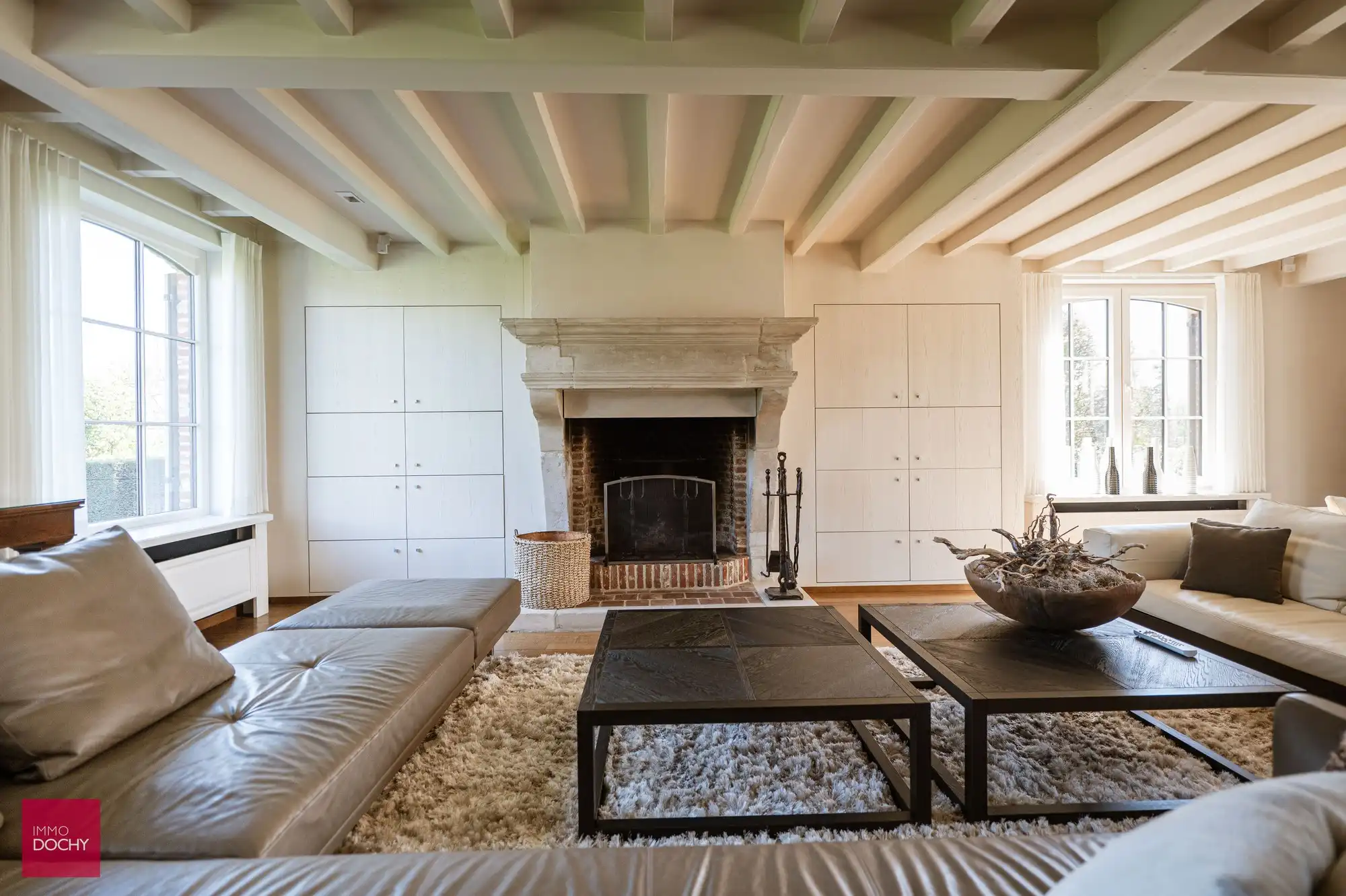 Instapklare ruime villa met grote garage en bijgebouw foto 7