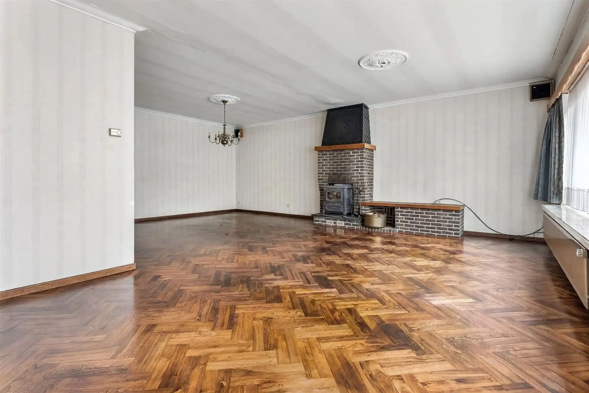CENTRAAL GELEGEN, RUIME WONING (415M2) foto 5