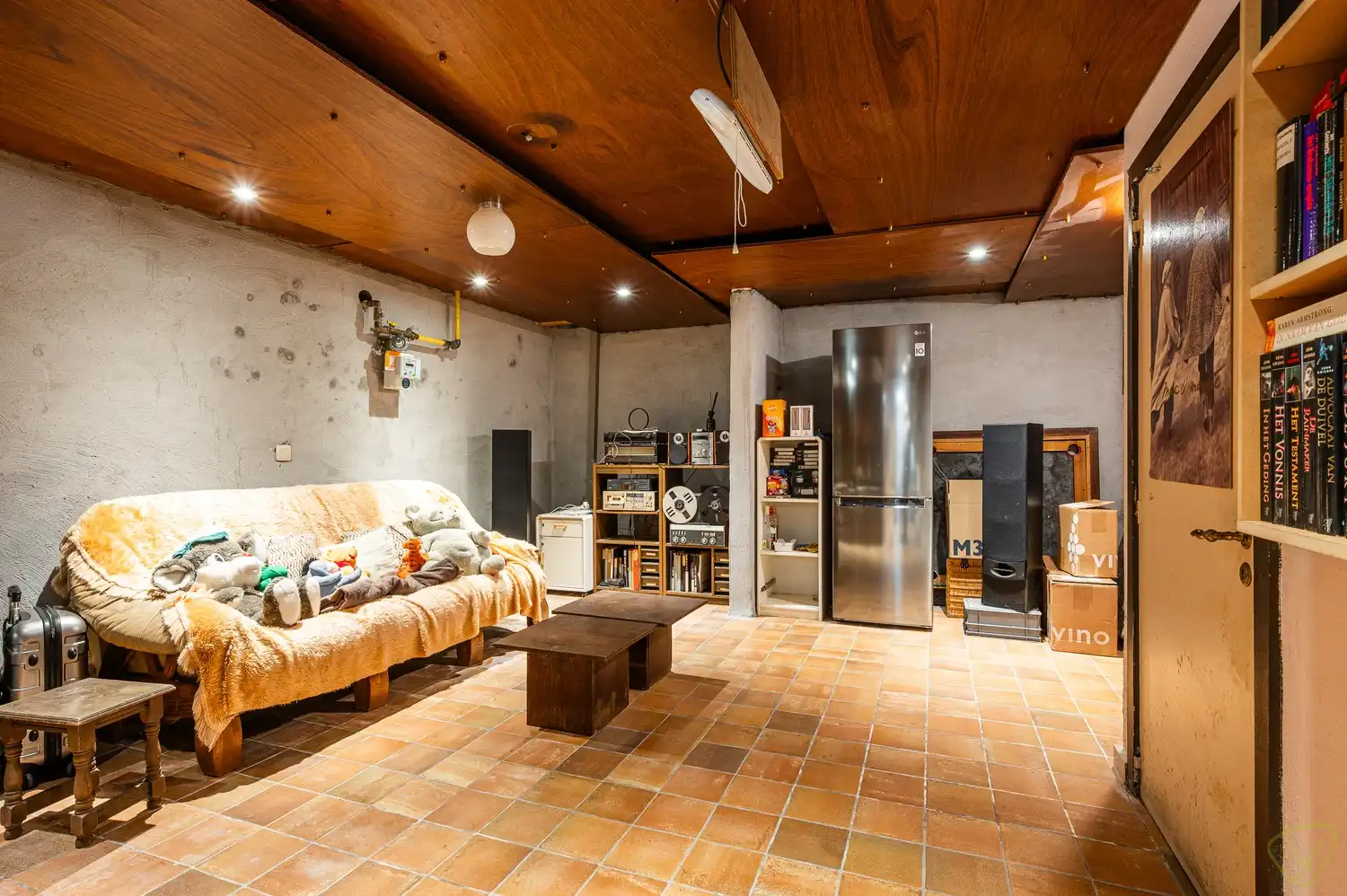 Kwalitatief afgewerkte woning met praktijkruimte en uitzonderlijk ruime kelderverdieping foto 22