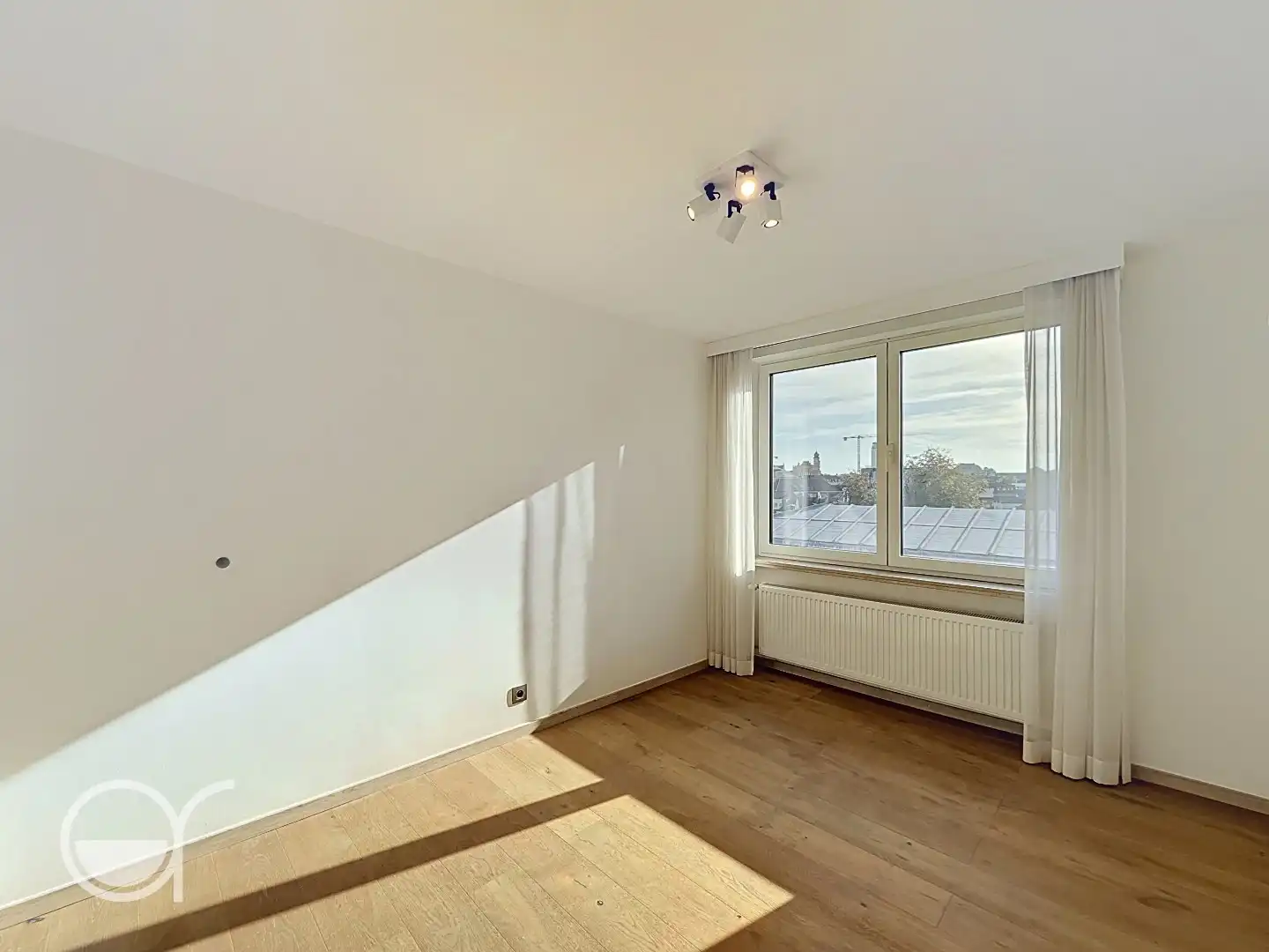 Uitstekend gelegen 2-slaapkamerappartement in centrum Gent foto 14