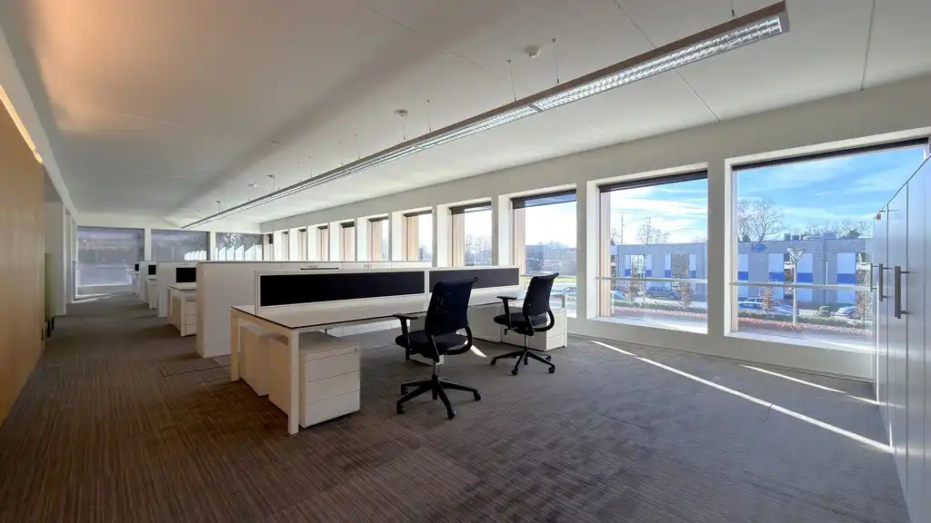 Volledig uitgeruste kantoor te huur langs E313 te Wommelgem foto 4