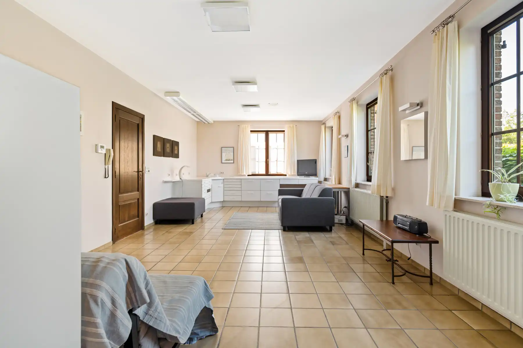 Ruime villa met praktijkruimte in rustige doodlopende straat. foto 21