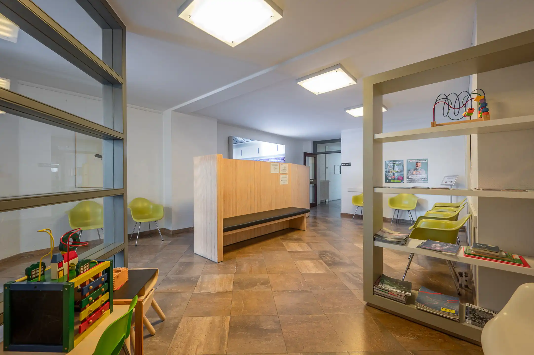 Handelspand van 210 m² op topligging in de Gouden Driehoek.. foto 8