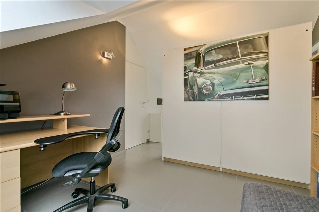Ruime duplex met veel lichtinval en prachtig terras foto 17