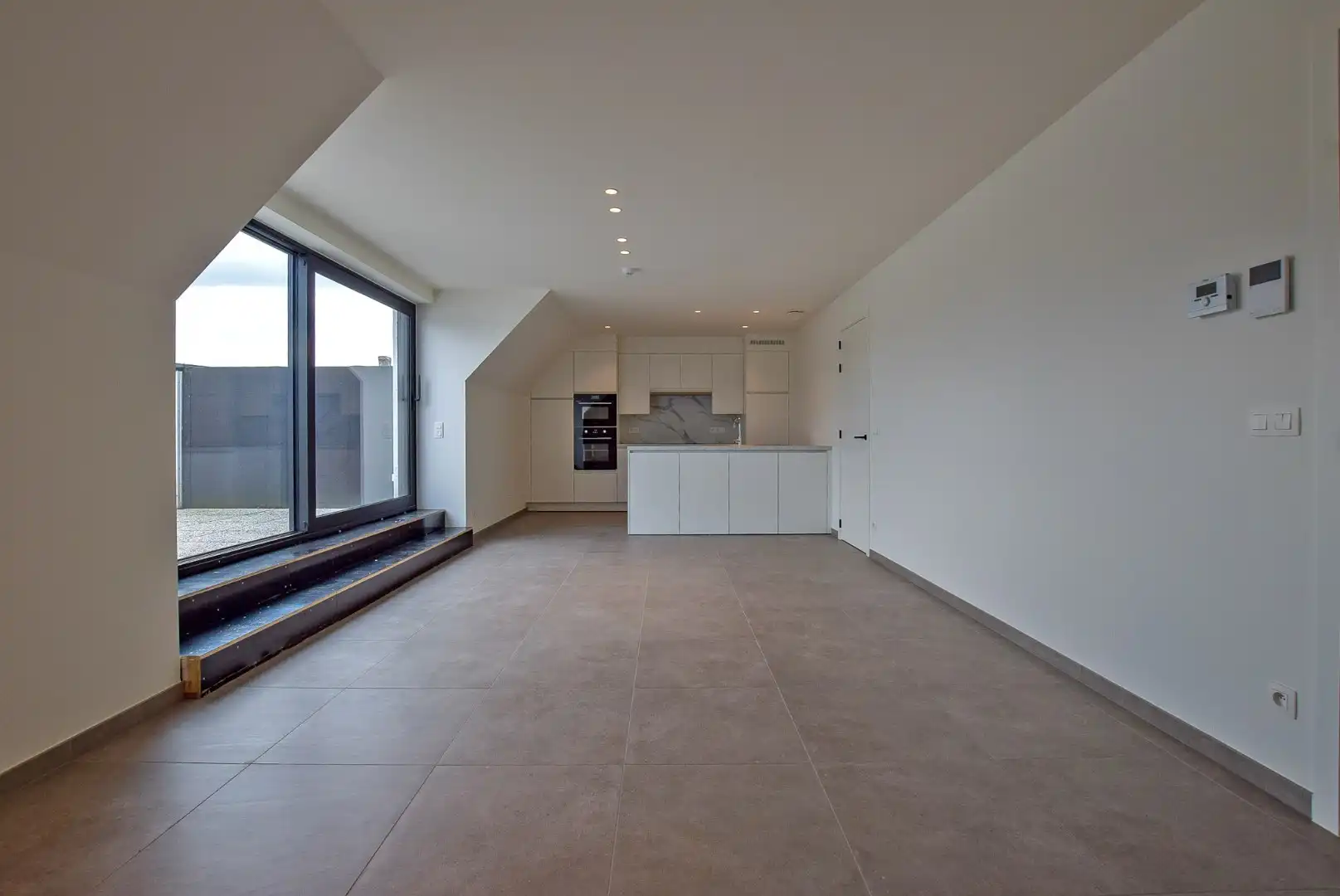 Ruim 2-slaapkamerappartement (129m²) te Leke (Diksmuide).  foto 8