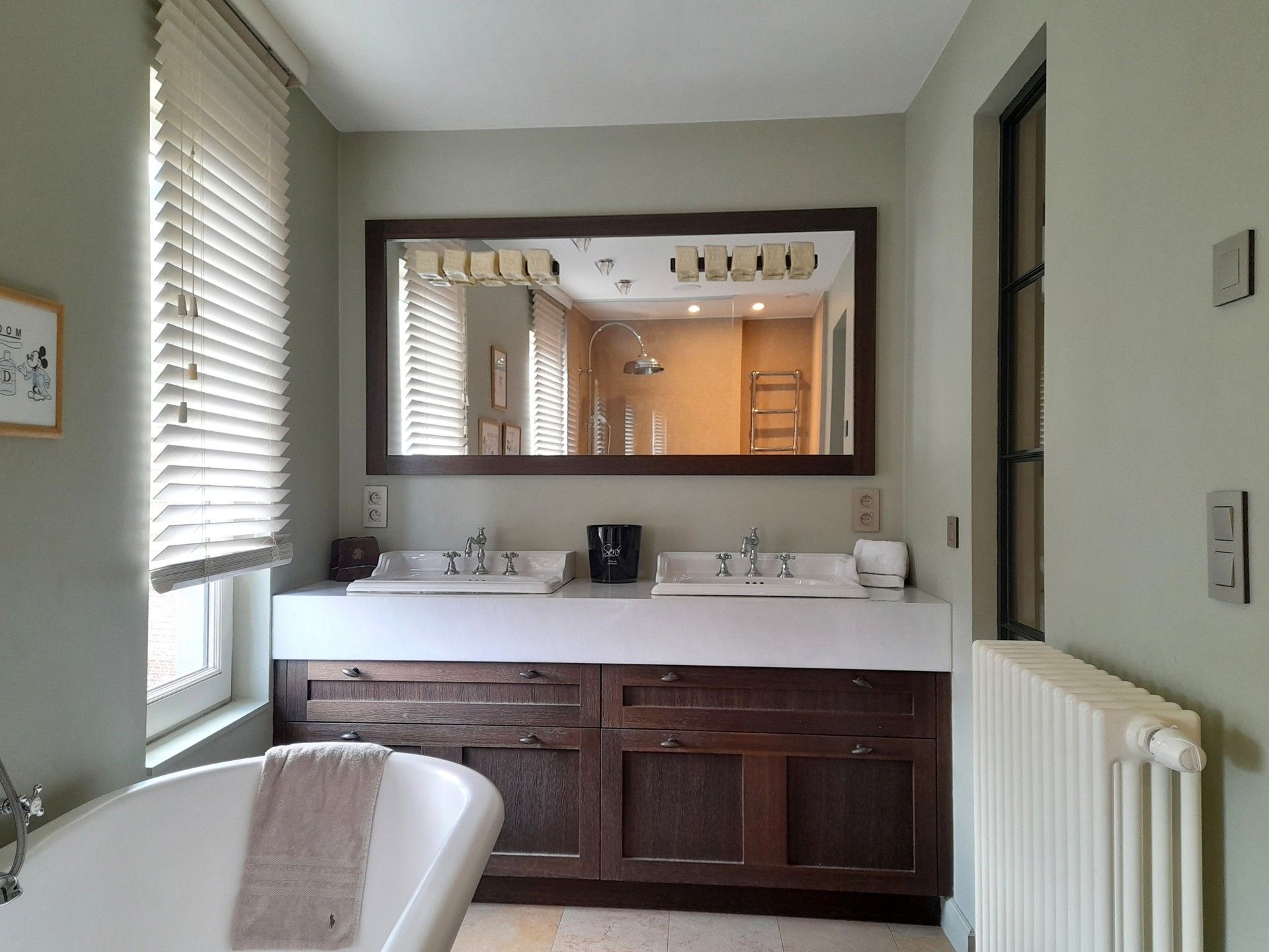 Luxueus afgewerkte woning in hartje Lier foto 25