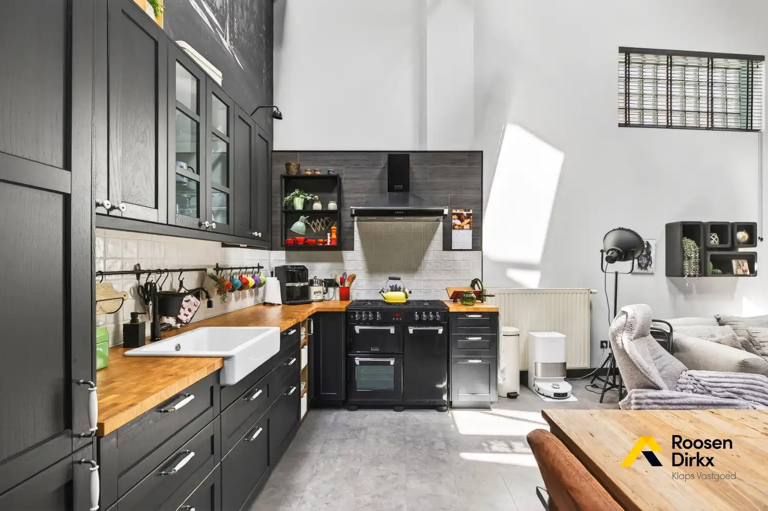 Unieke loft met overdekte autostaanplaats en 92m² bewoonbare oppervlakte in Bree centrum foto 7