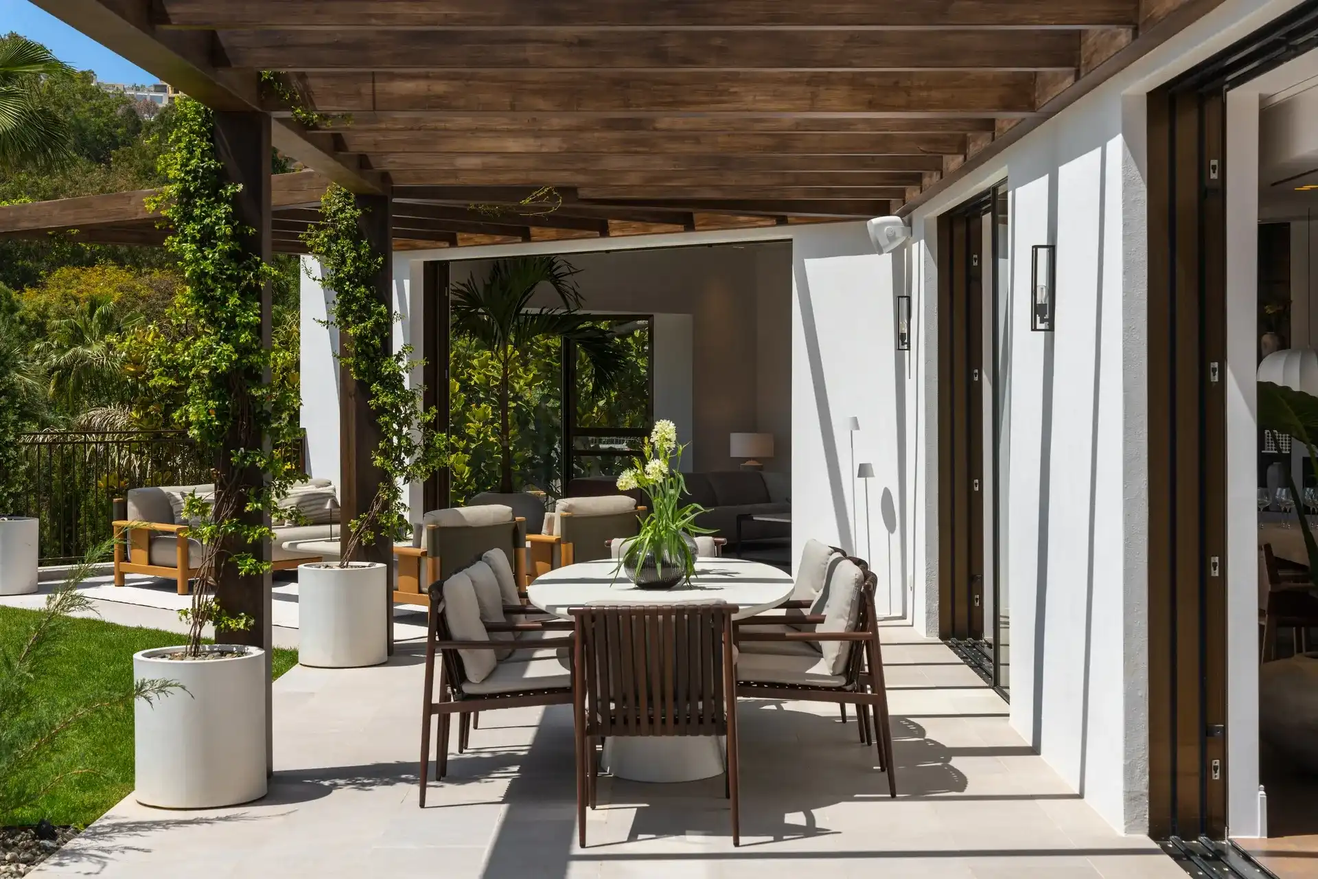 Architecturale topvilla met wellness en zeezicht in het exclusieve La Quinta foto 26