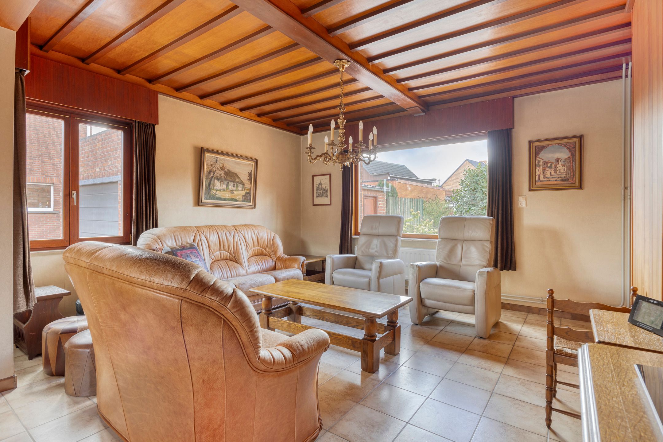 Te renoveren woning op centrale ligging in Wezemaal foto 4