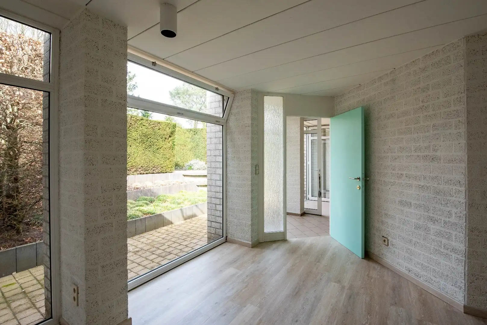 Veelzijdig Commercieel Gelijkvloers in de Dorpskern van Zandhoven foto 11