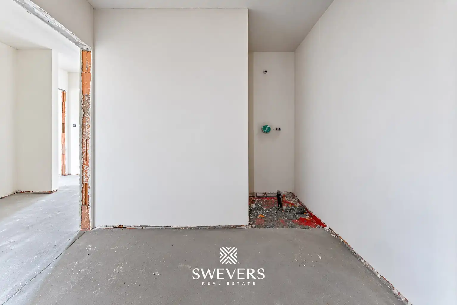 Gelijkvloers 3-slaapkamer appartement met eigen inkom en 2 terrassen in Houthalen foto 14