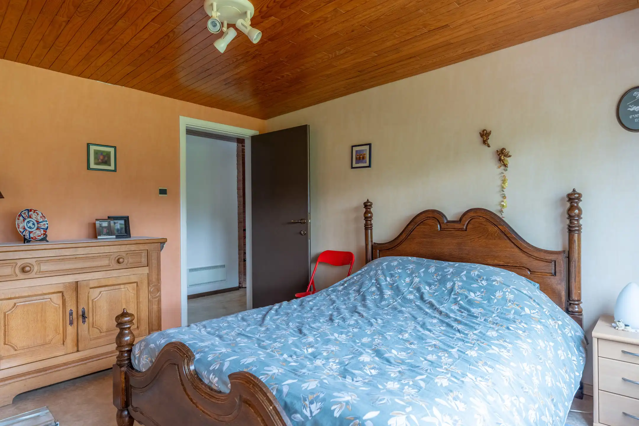 Gunstig gel. instapklare woning op mooi perceel van 1.000 m² foto 26
