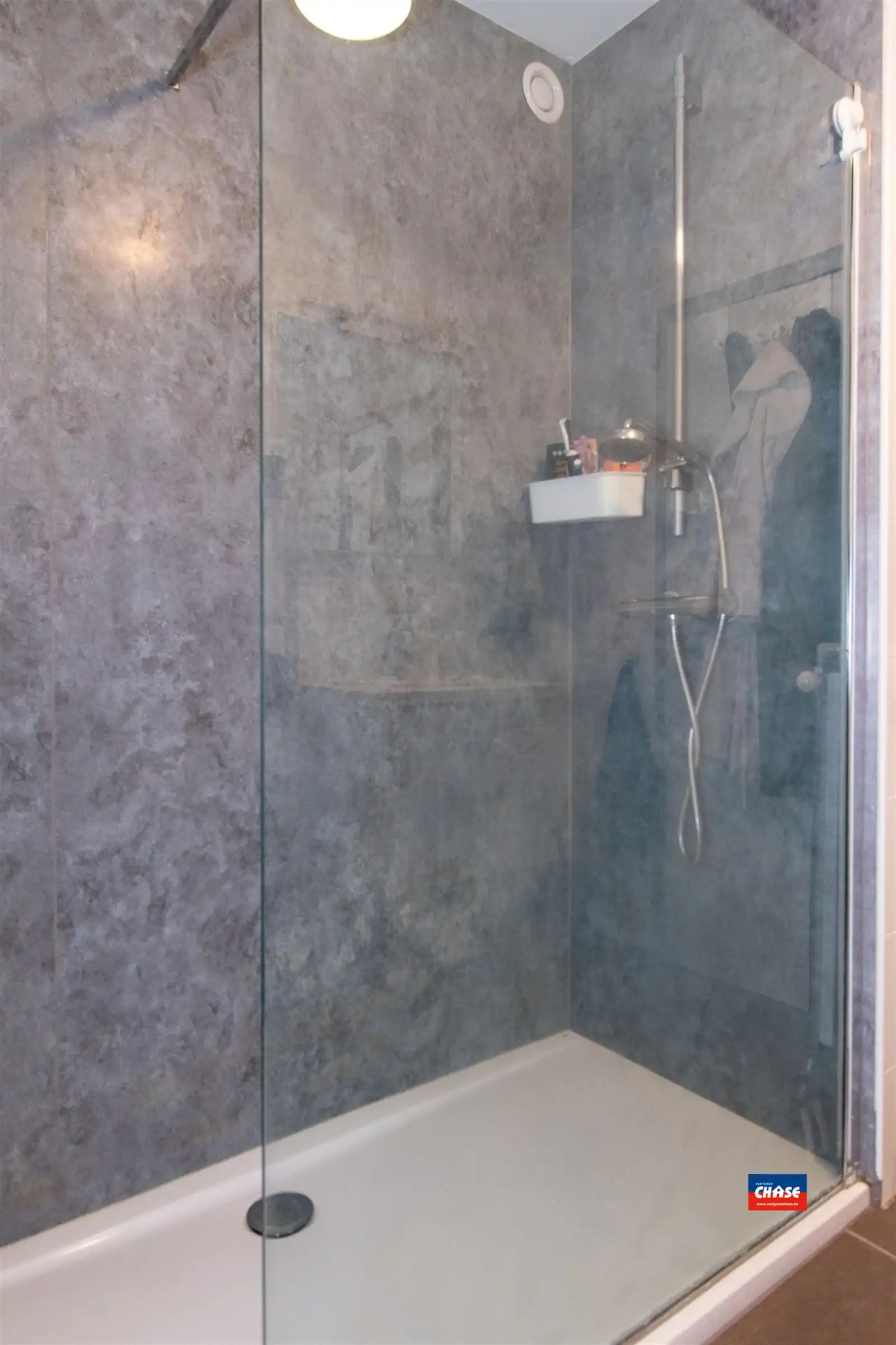 Appartement met 2 slaapkamers en terras  foto 7