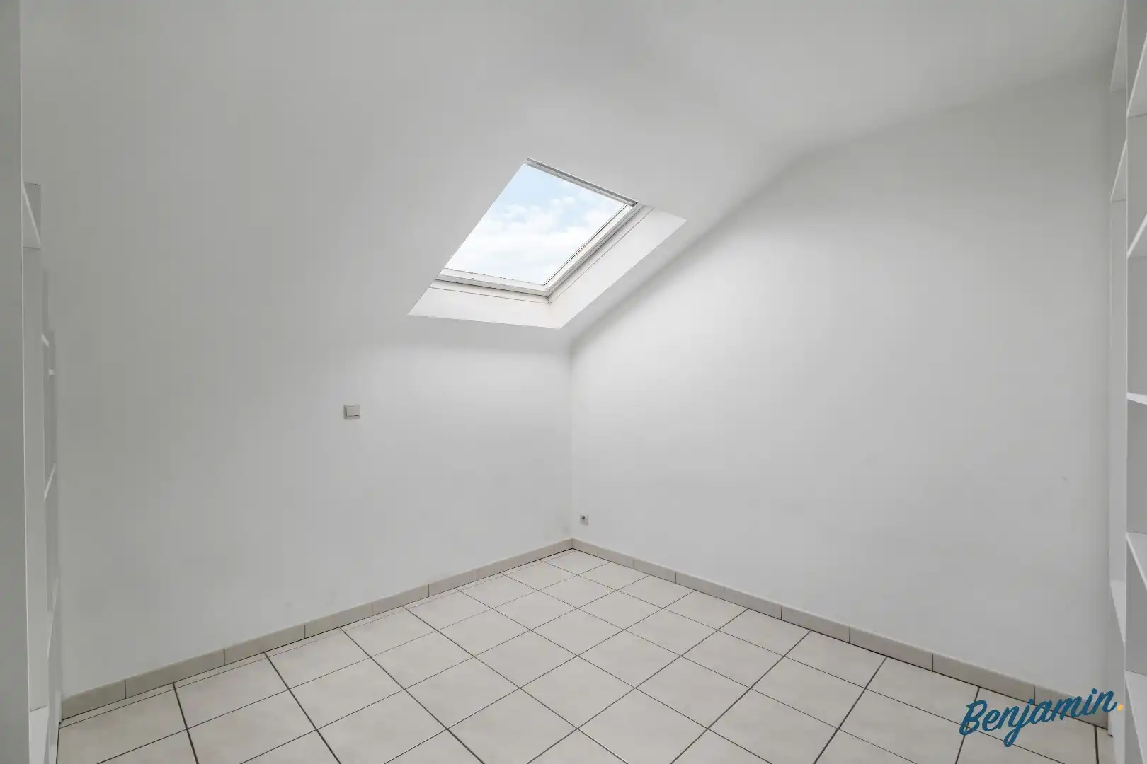 Dakappartement met 1 slaapkamer, berging en zonneterras in Dadizele-centrum foto 8