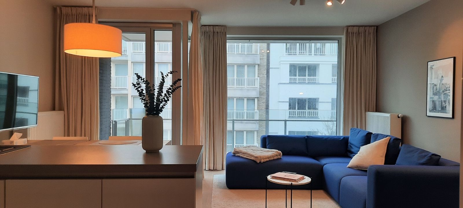 Stijlvol, comfortabel bemeubeld appartement in het centrum van Knokke-Heist foto 2