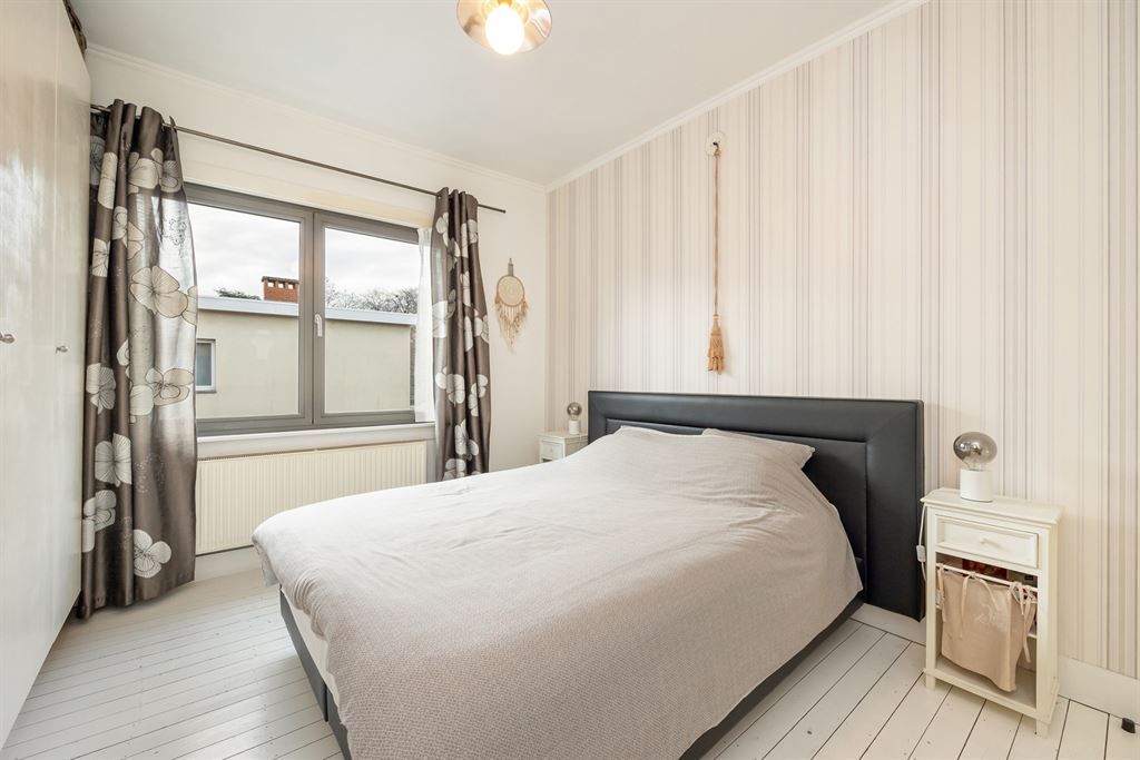 Lichte, instapklare woning met stadstuin foto 14