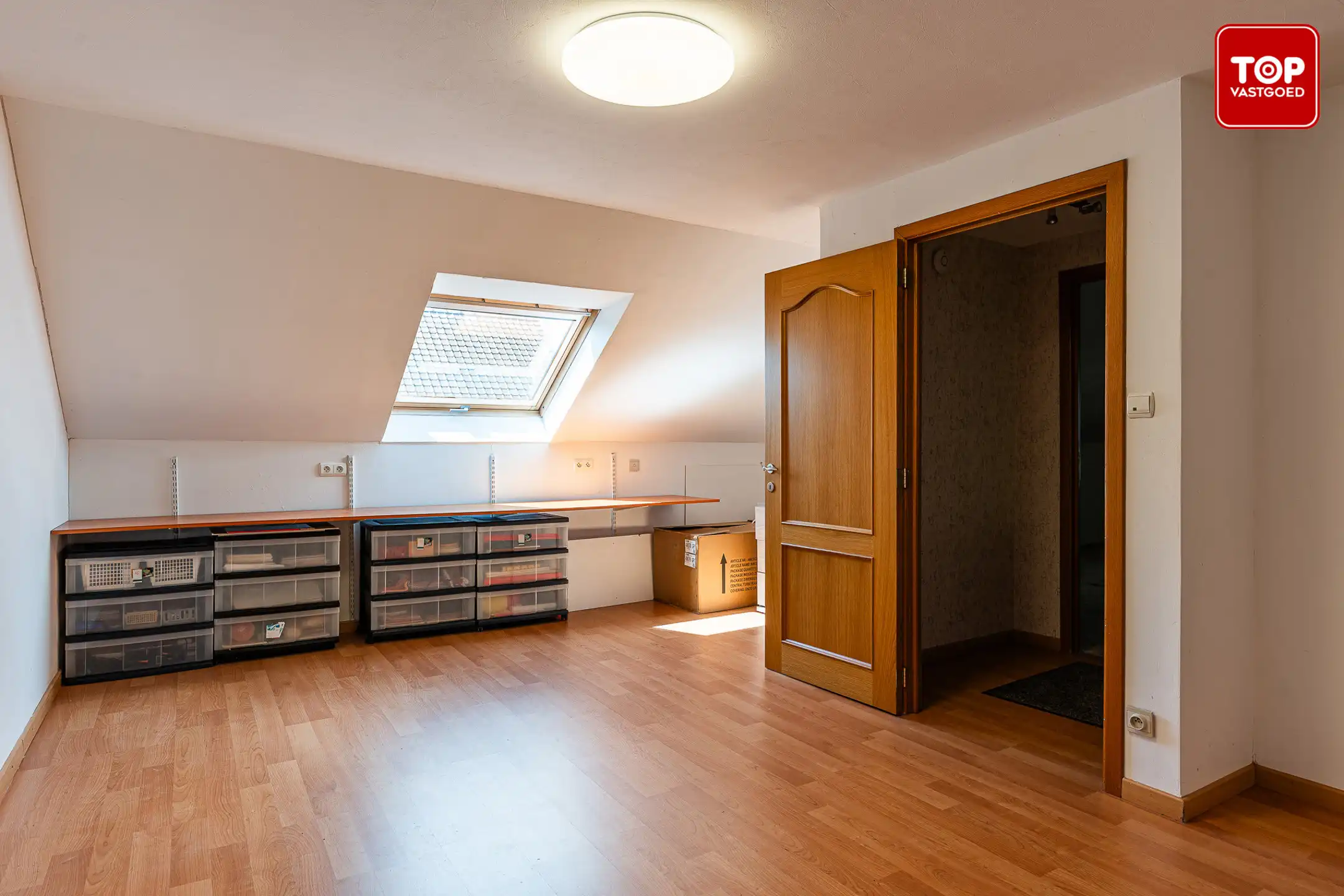 Instapklare open bebouwing in een rustige straat zonder doorgaand verkeer.  foto 18