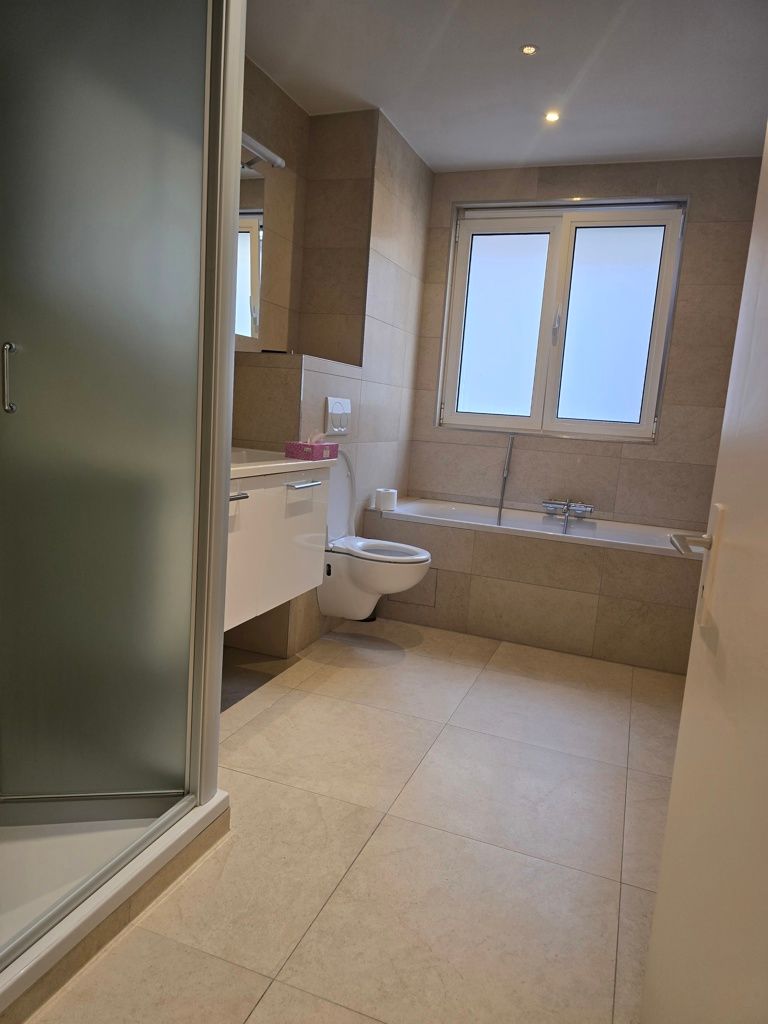 Appartement te huur foto 9