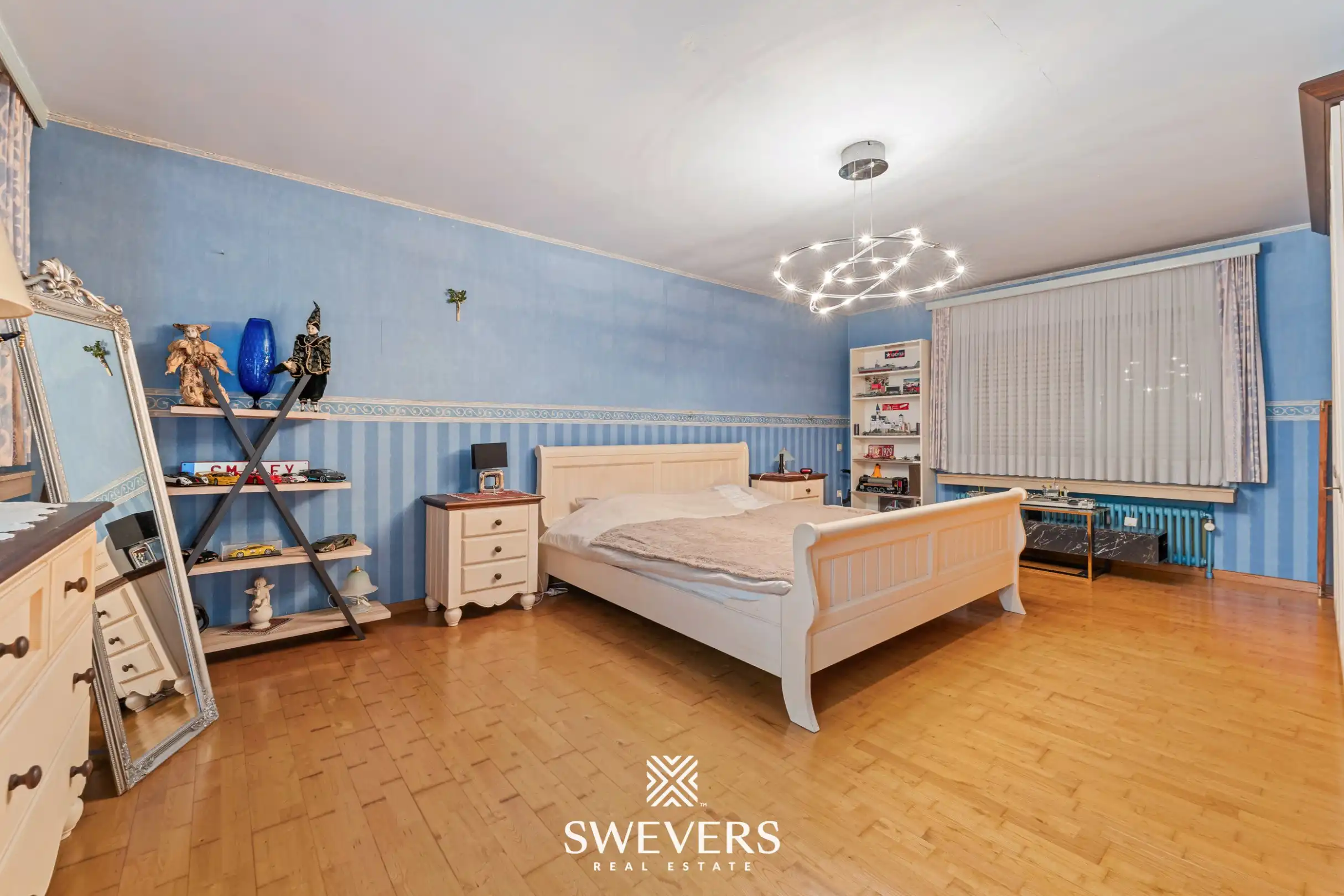 Statige villa met 57a 24ca grond en eindeloos potentieel foto 18