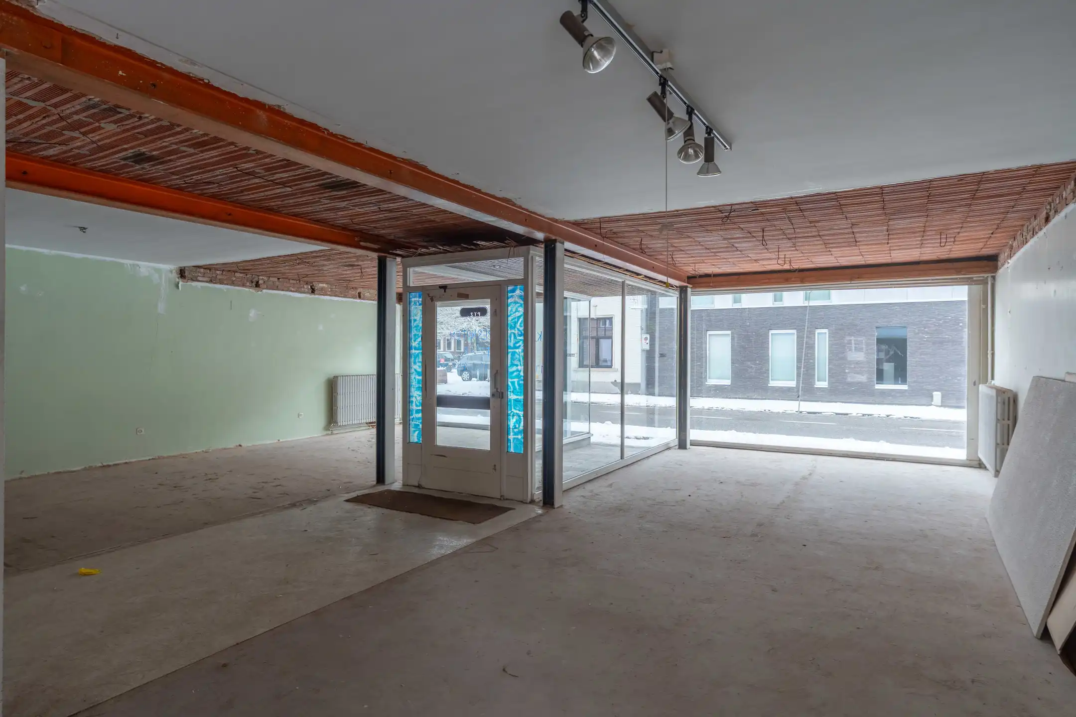 Ontwikkelingsmogelijkheid! Renovatieproject voor 5 appartementen. foto 3