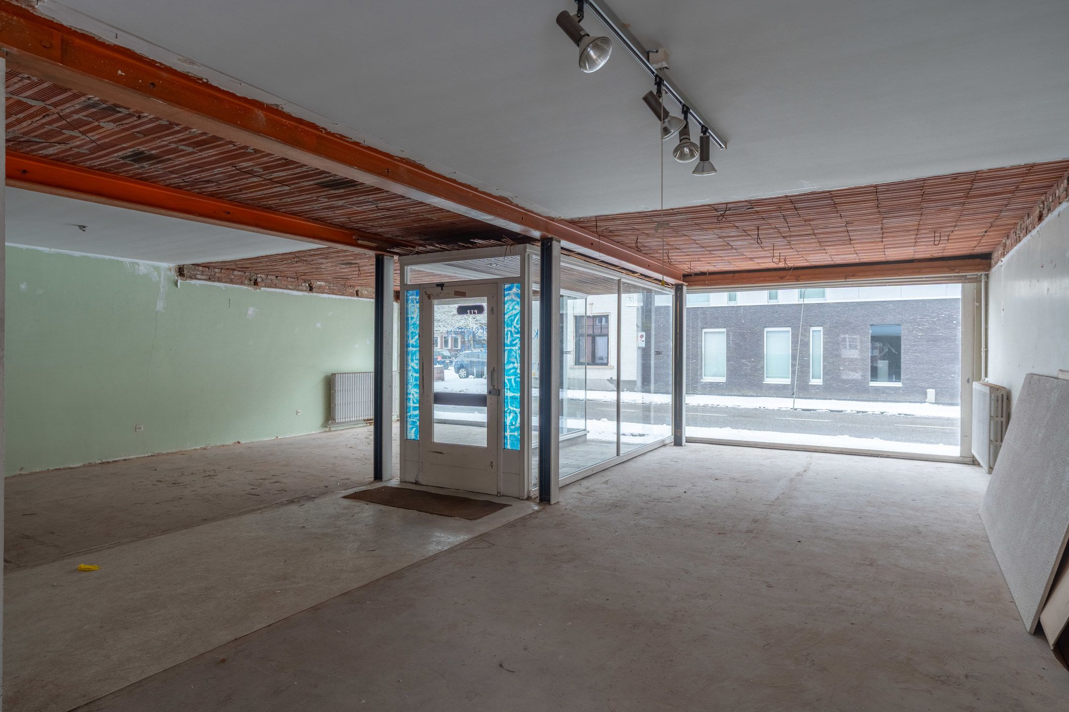 Ontwikkelingsmogelijkheid! Renovatieproject voor 5 appartementen. foto 3