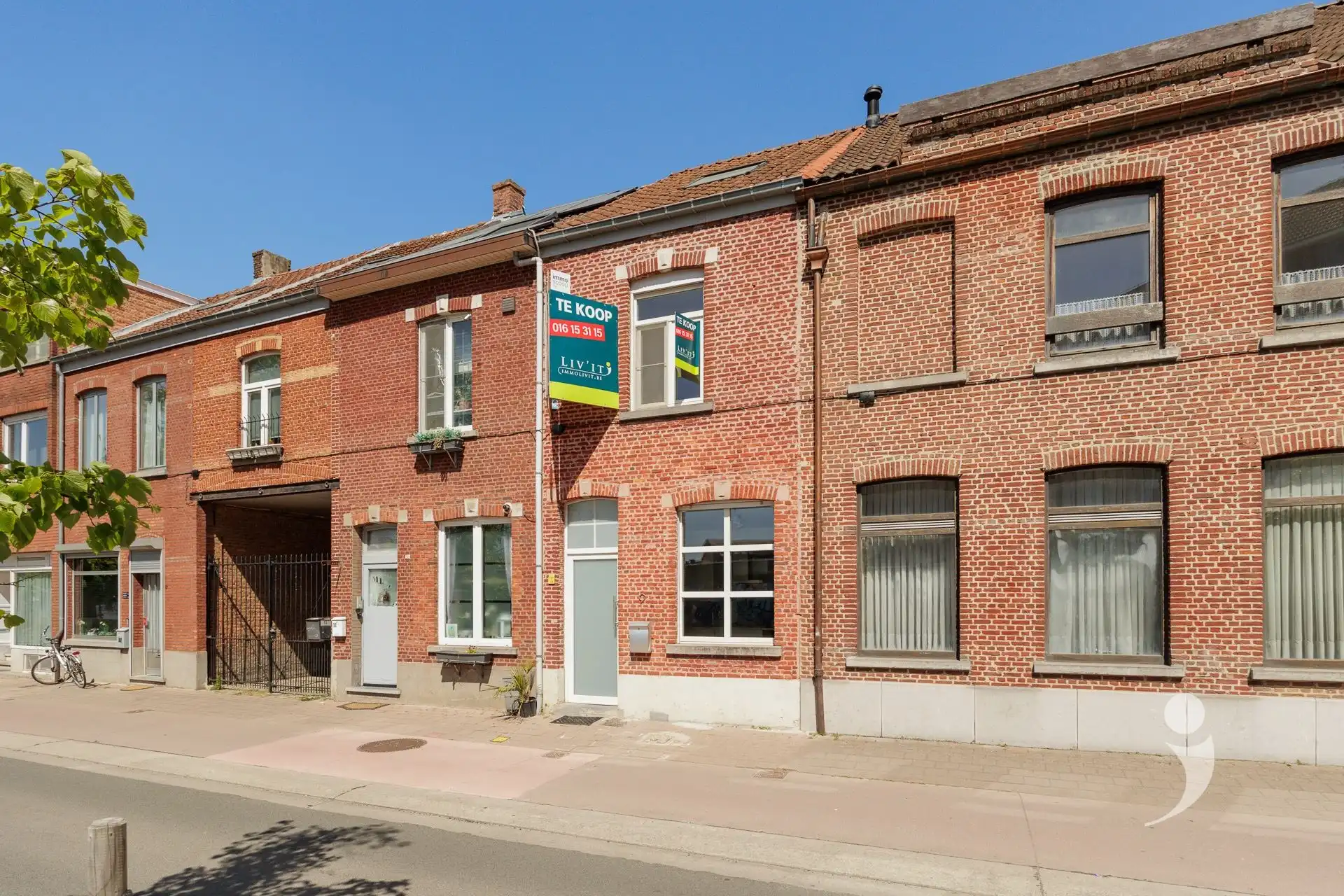 Prachtig gerenoveerde gezinswoning op een toplocatie foto 29