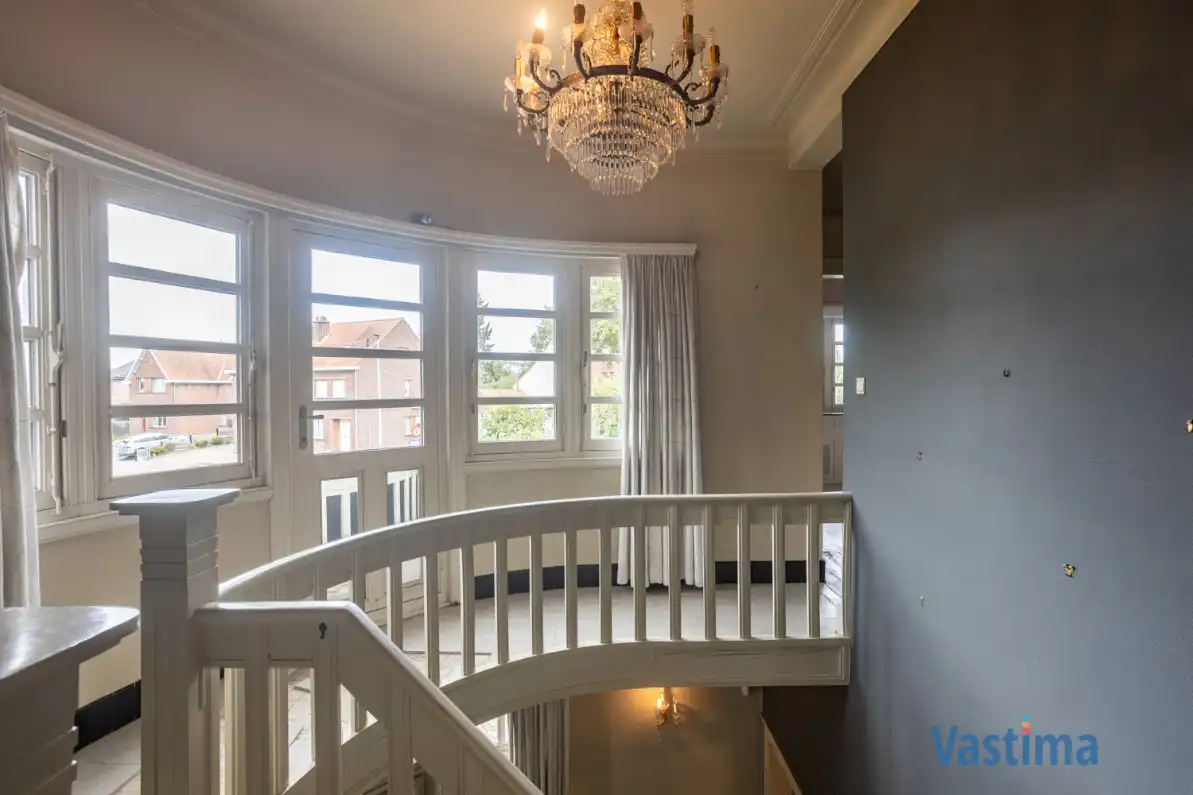 Karaktervolle villa met authentieke charme in een groene setting foto 22