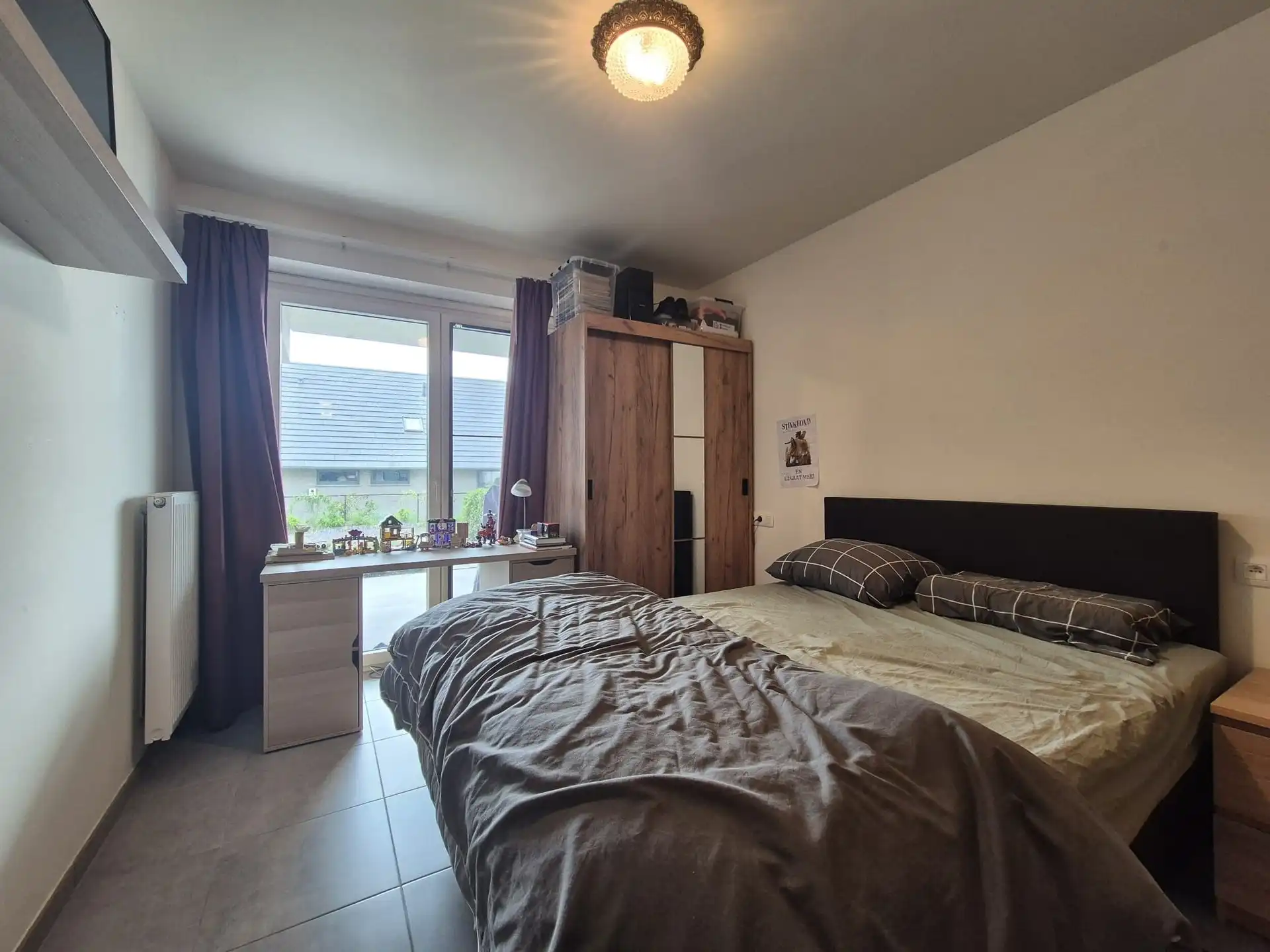 Modern gelijkvloers appartement met terras. foto 14
